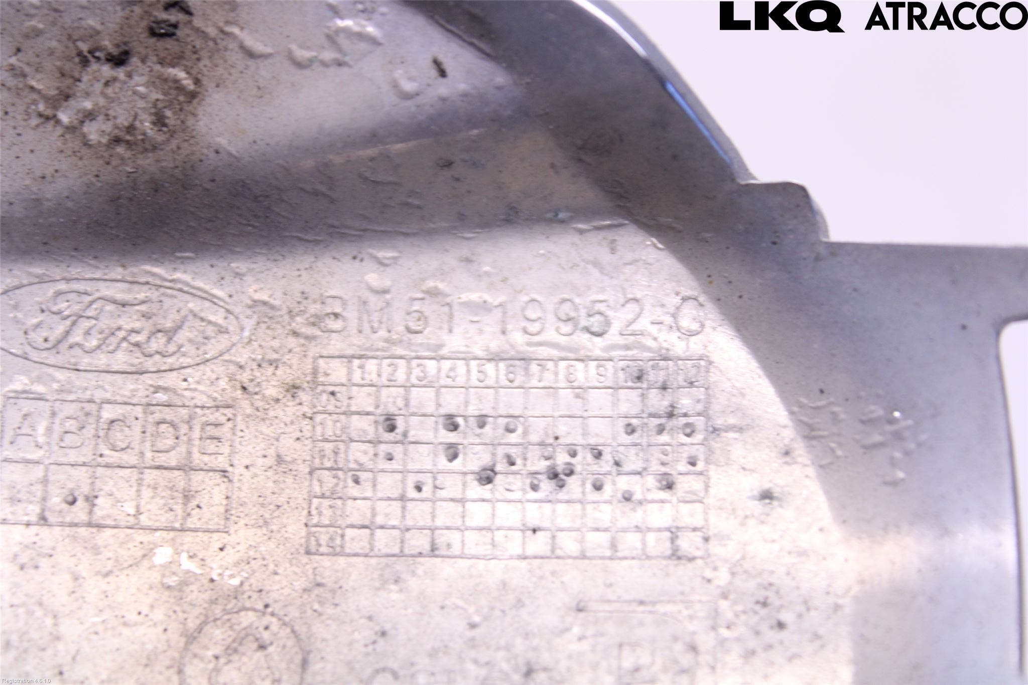 Ford FOCUS 11-14 Dimljussarg Fram