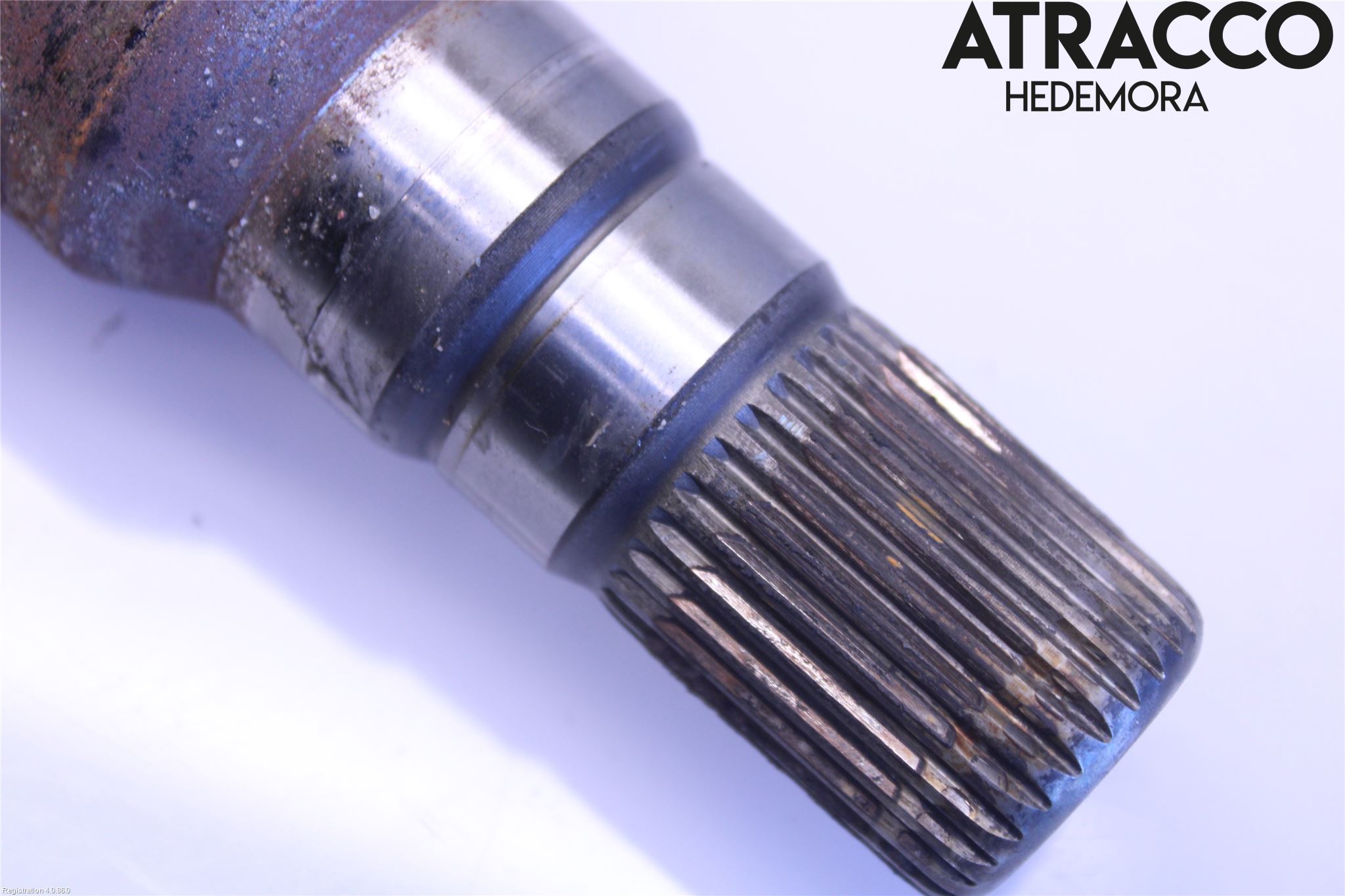 Volvo S60 CROSS COUNTRY 16-19 Drivaxel Fram Höger