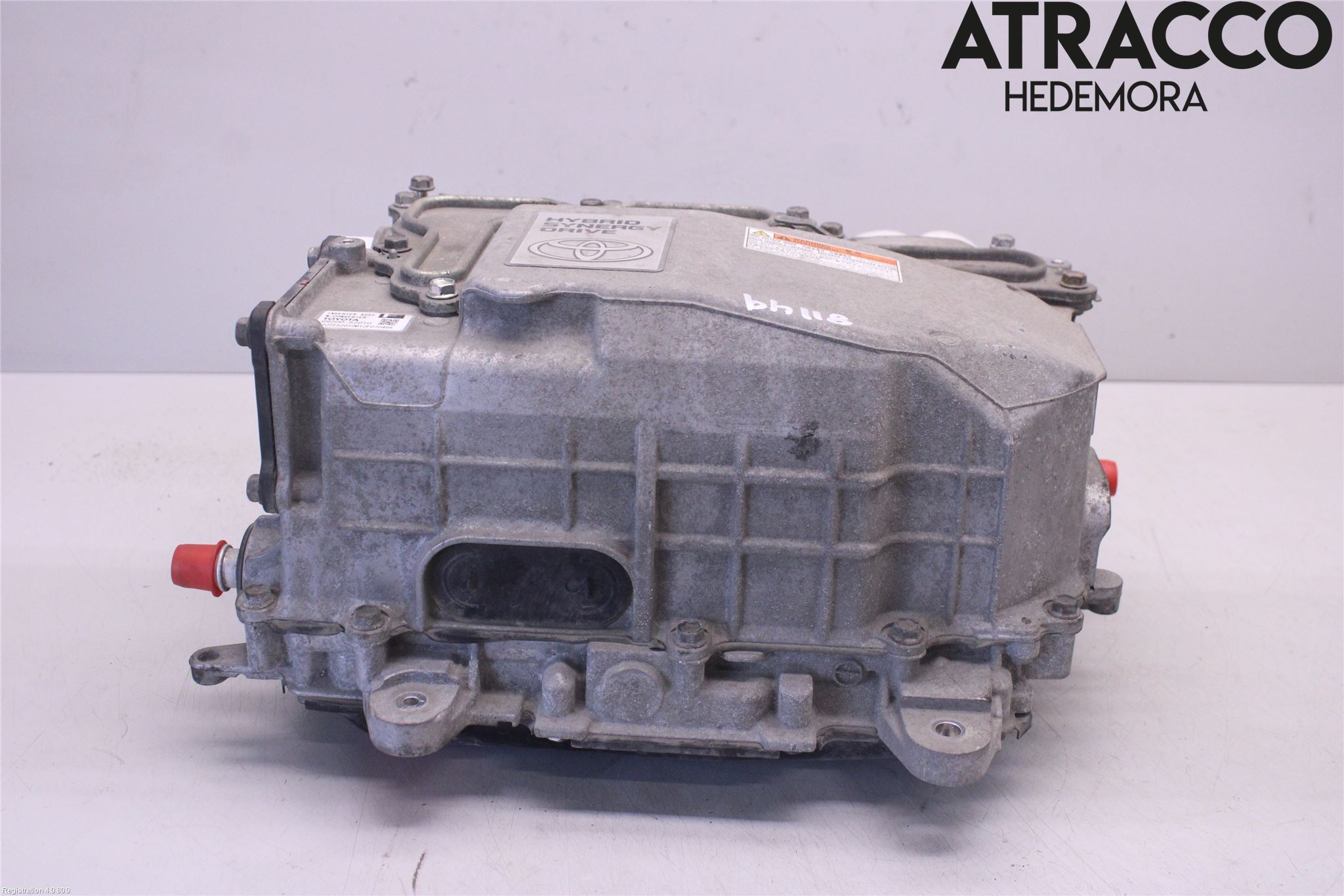 Toyota YARIS XP130 12-14 Hybridconverter
