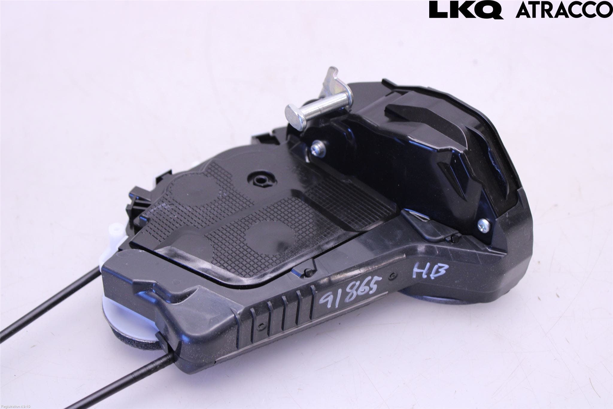 Toyota YARIS XP21 20- Låskista-Dörrlås