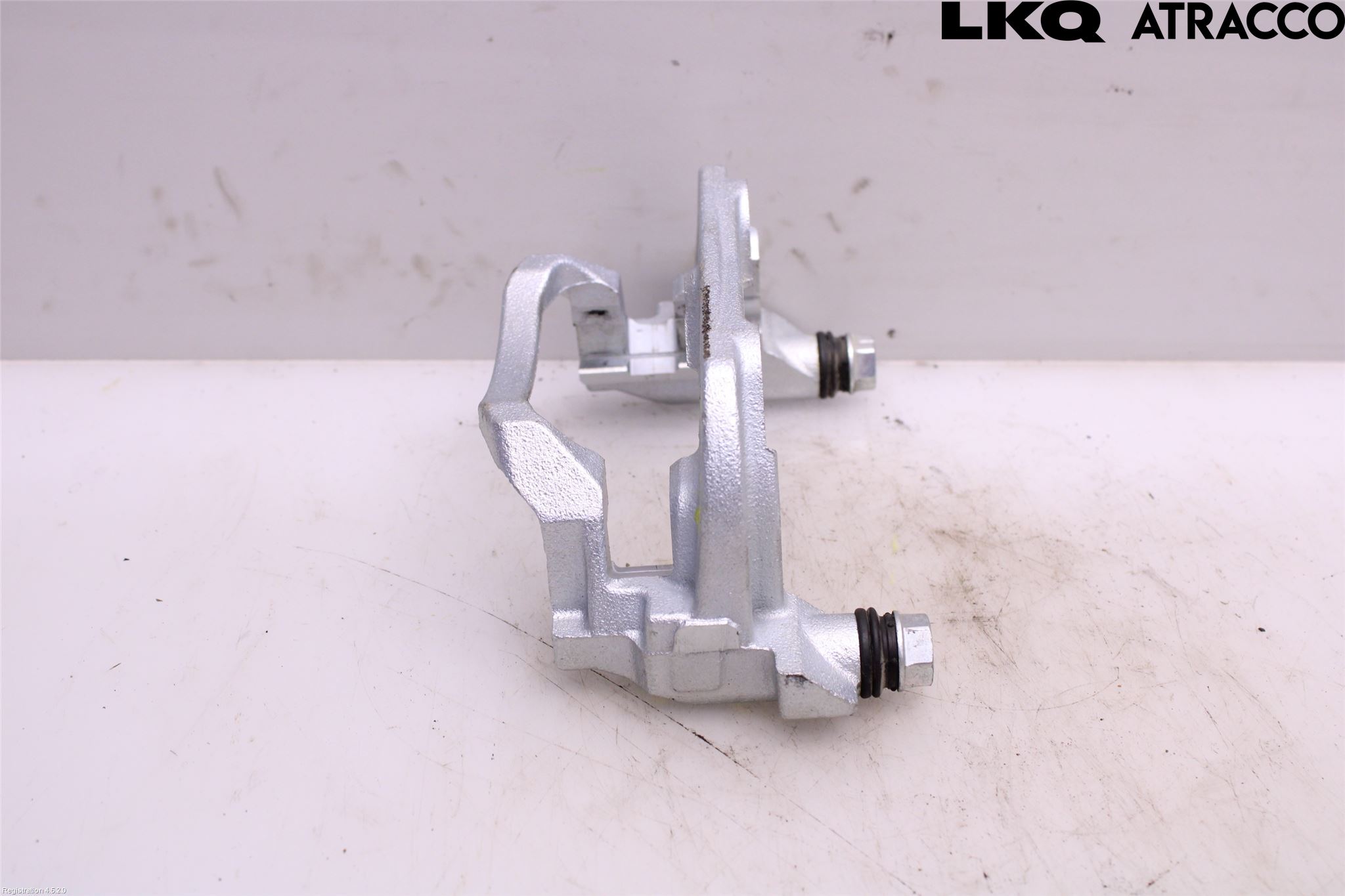 Toyota COROLLA CROSS XG10 22- Bromsokshållare