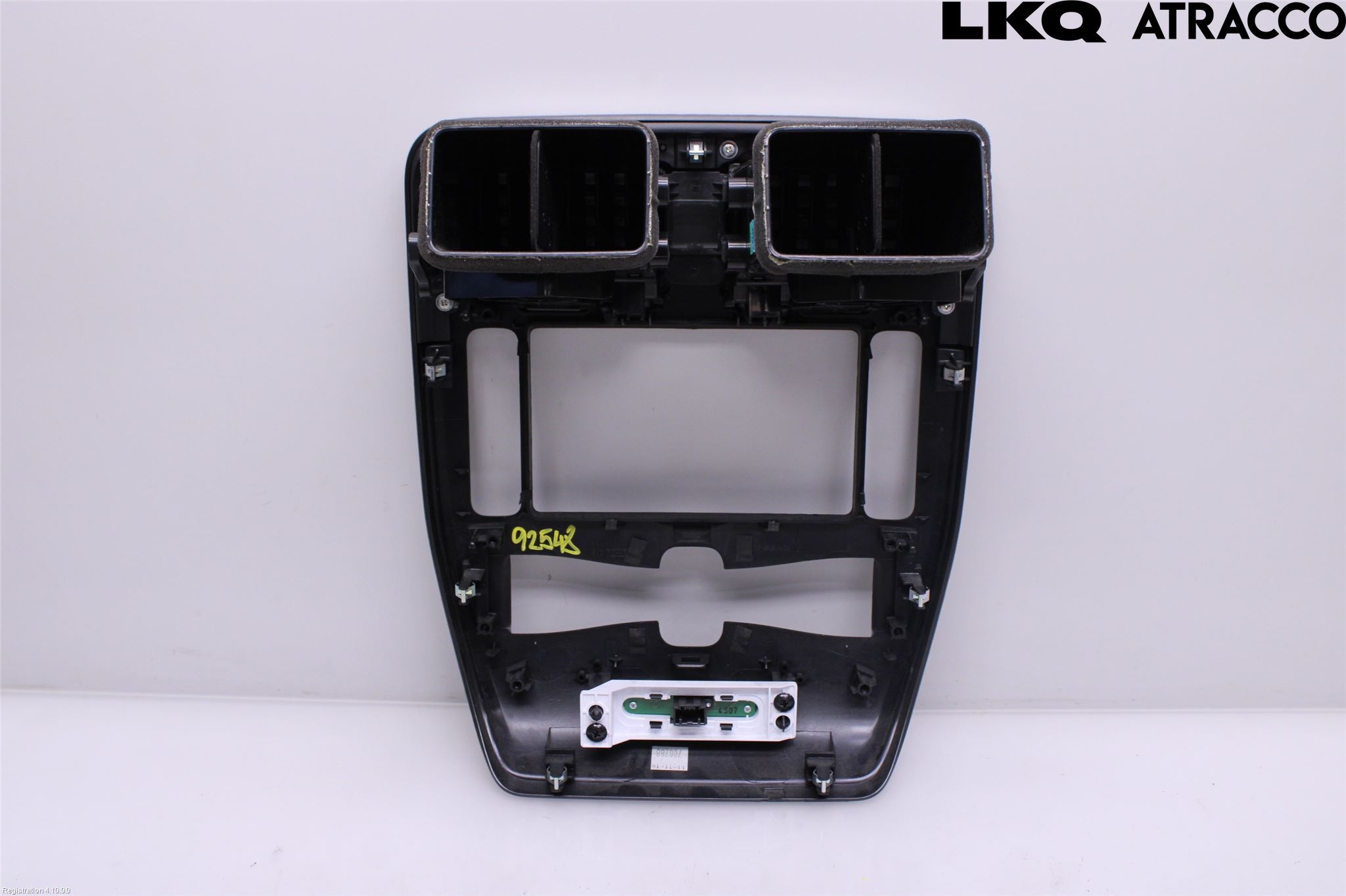Nissan LEAF 11-17 Instrument-Radio Sarg