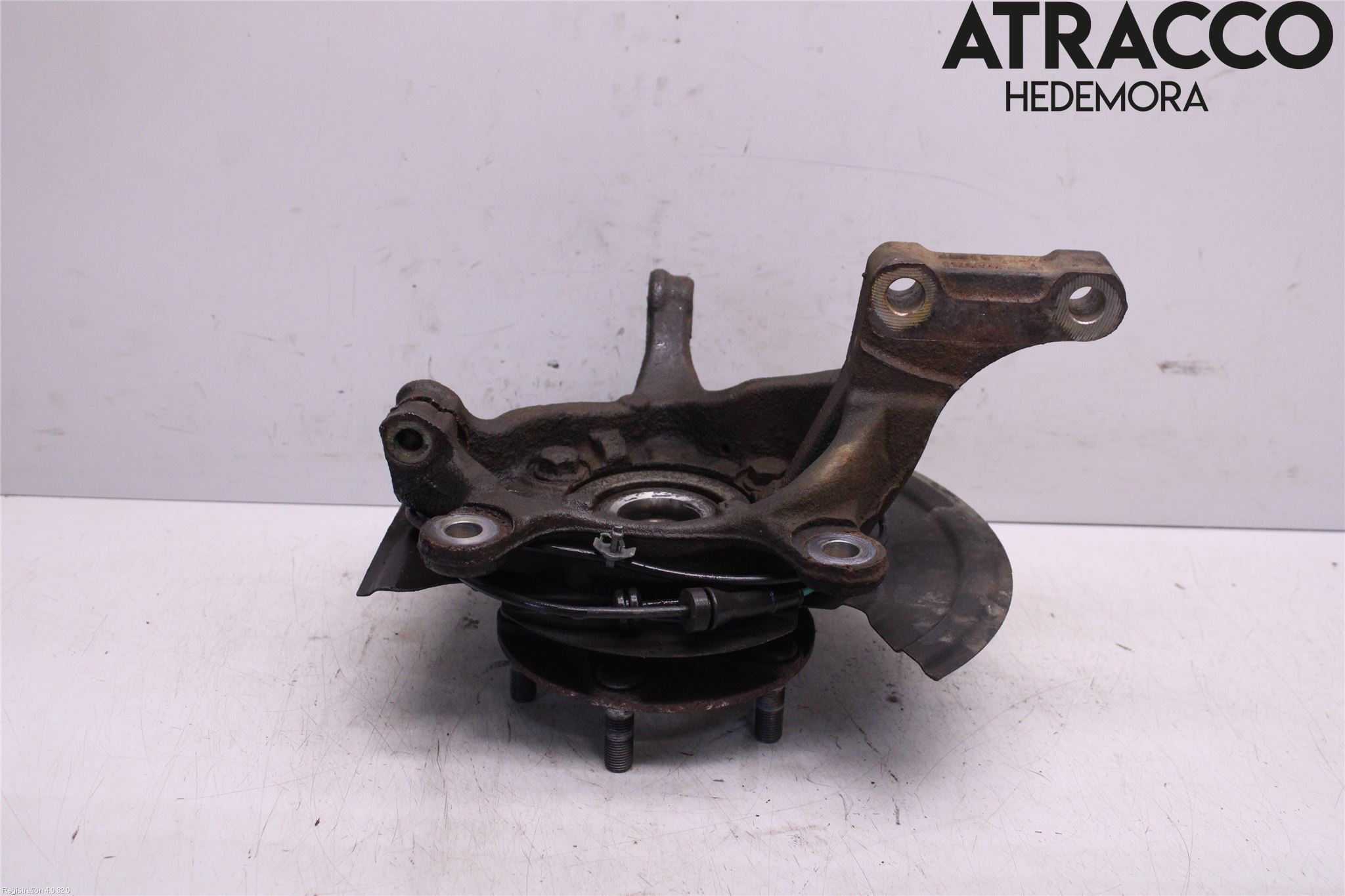 Nissan PULSAR Styrspindel Lagerhus Vä