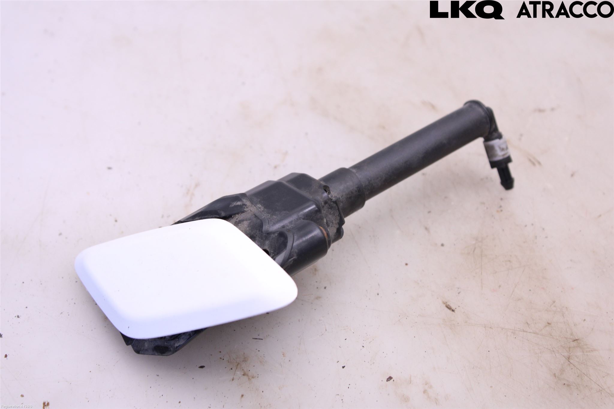 Toyota AURIS 13-19 Spolarmunstycke Strålkastare