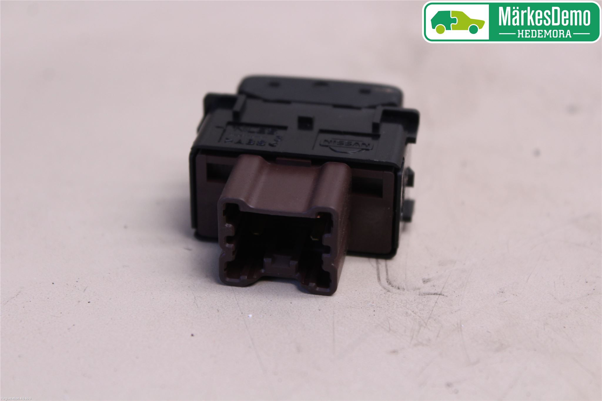 Nissan JUKE 10-14 Strömställare Stolvärme