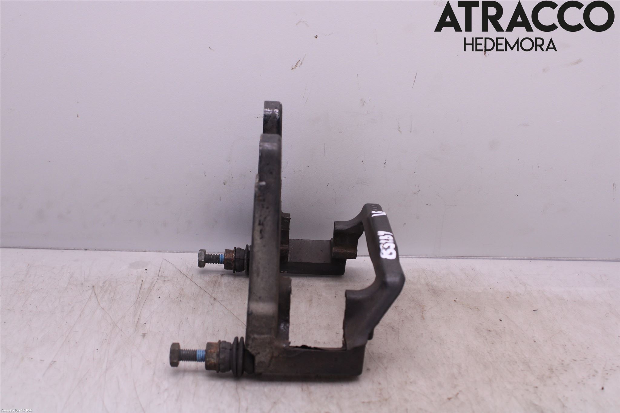 Audi A6/S6     05-11 Bromsokshållare