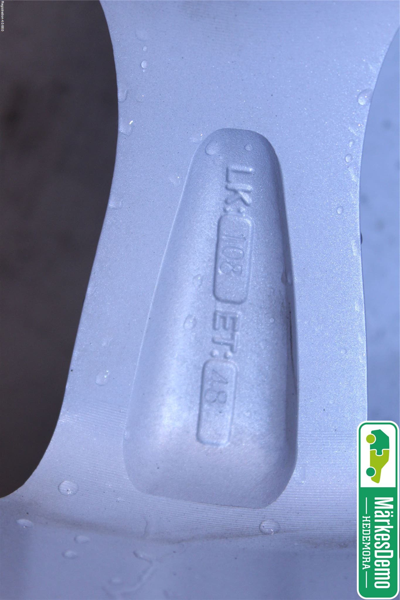 Ford FOCUS     04-07 Sommardäck Med Fälg