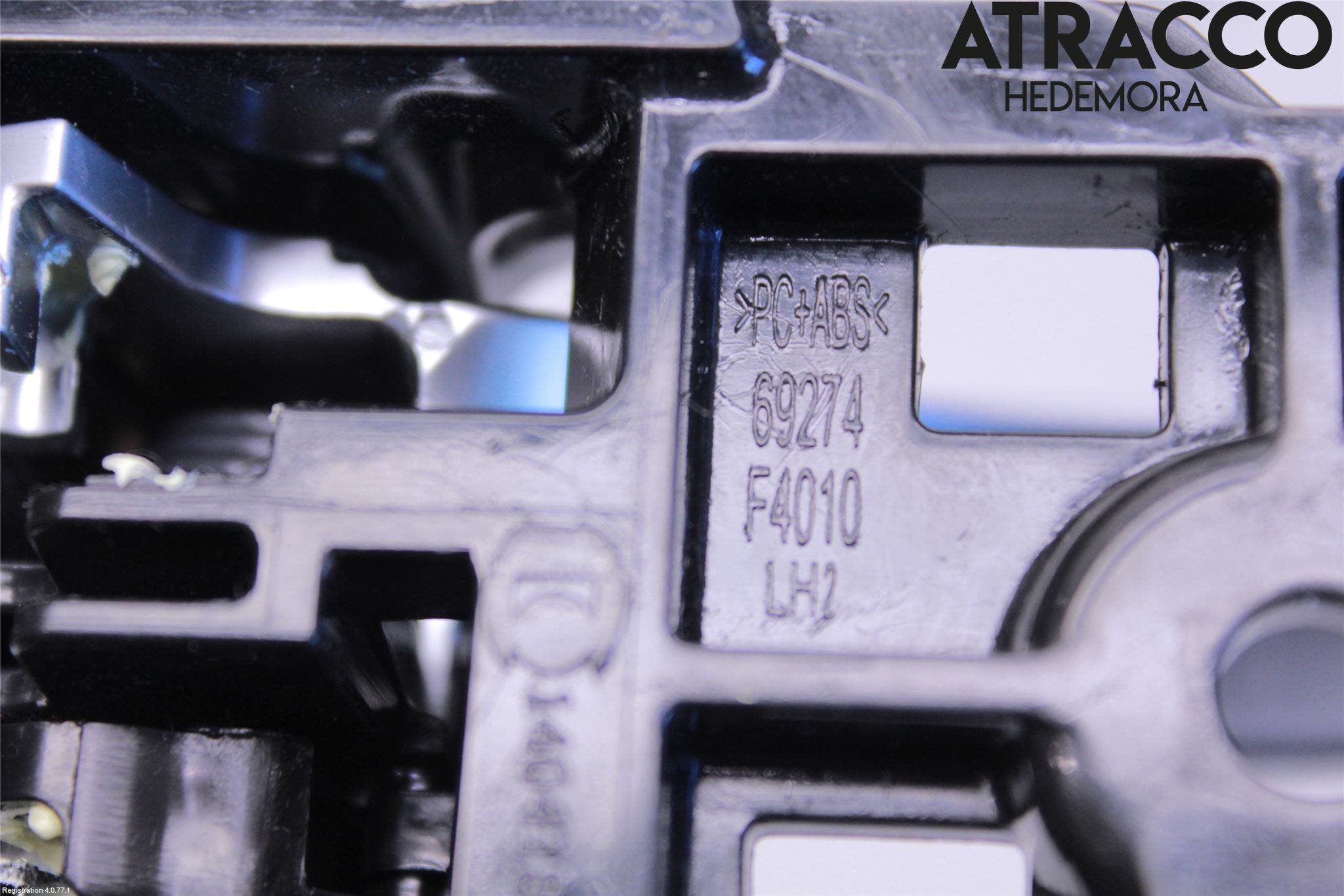 Toyota C-HR 16-23 Dörrhandtag Inre Vä