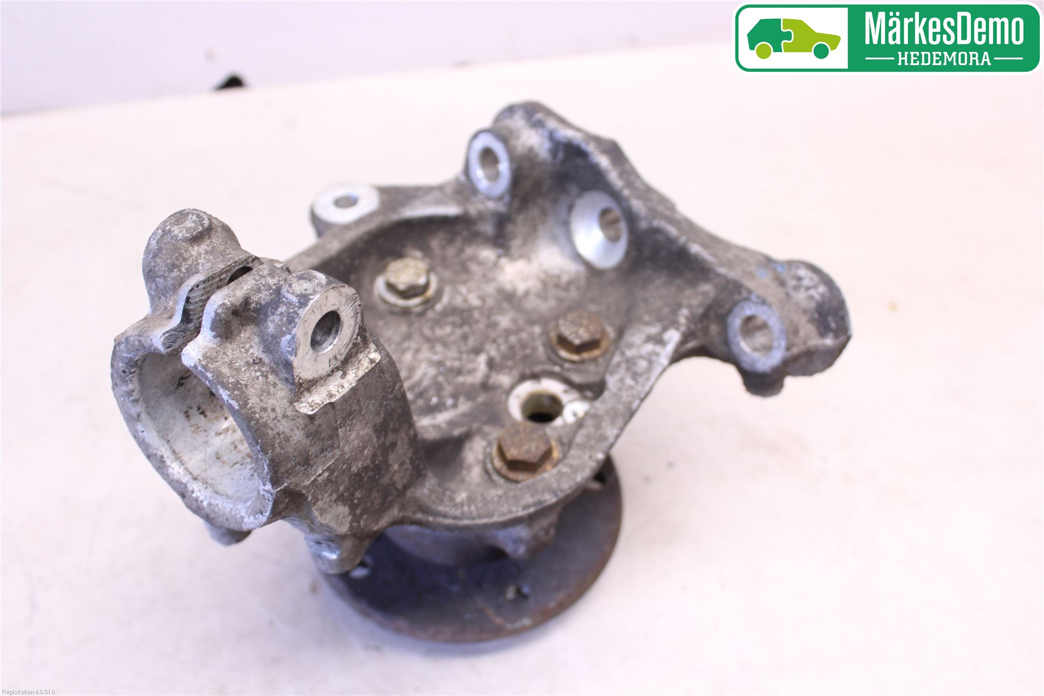 BMW 3 E90/91 SED/TOU 05-12 Styrspindel Lagerhus Hö