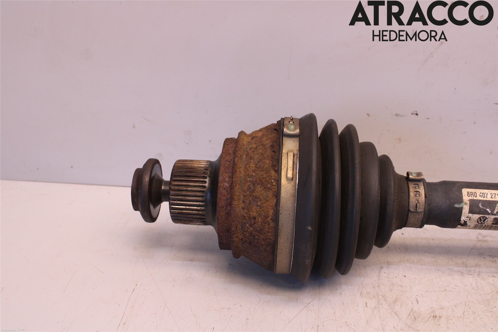 Audi Q5 09-16 Drivaxel Fram Vänster