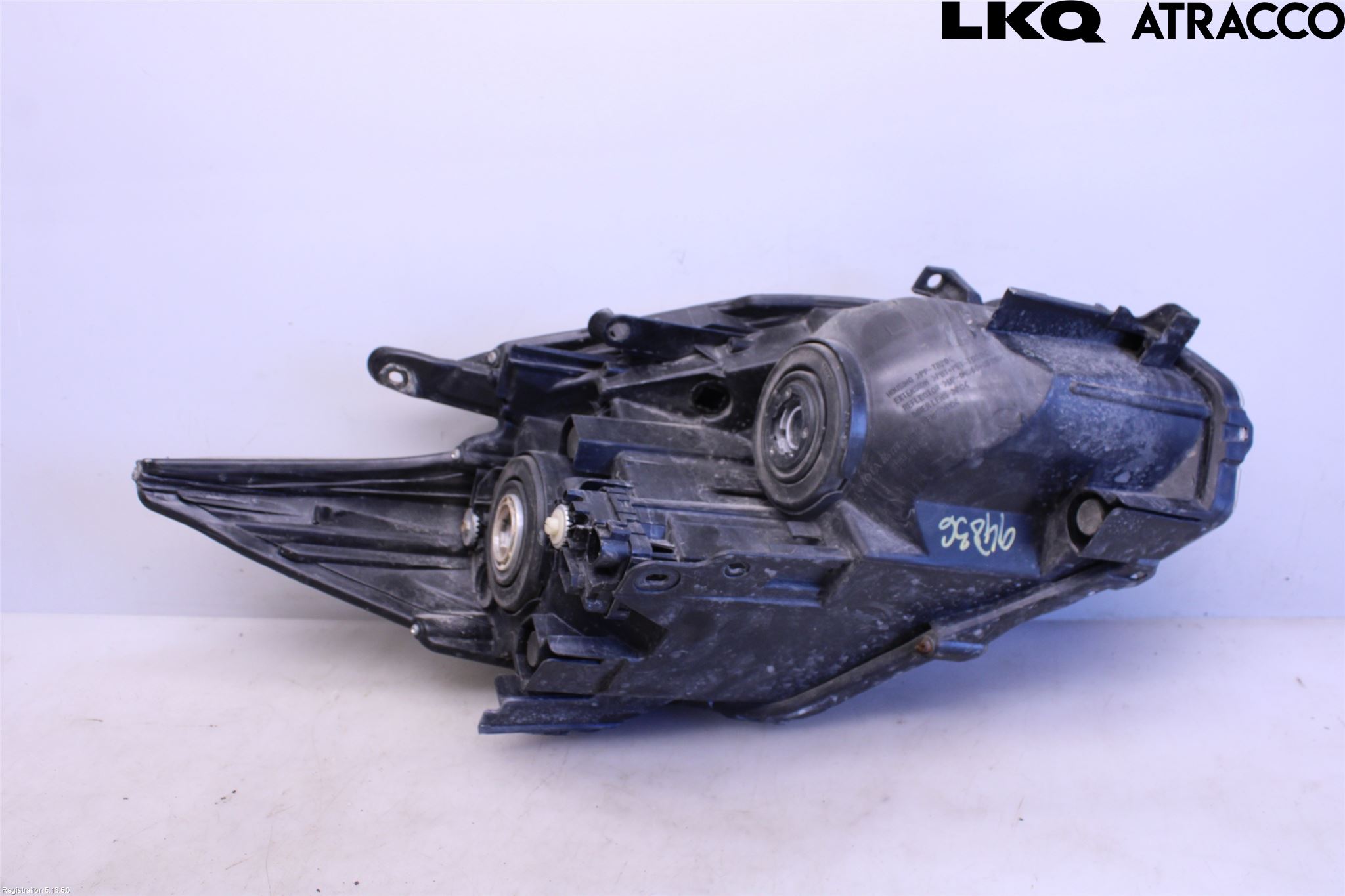 Toyota PRIUS ZVW30 09-20 Strålkastare Vänster