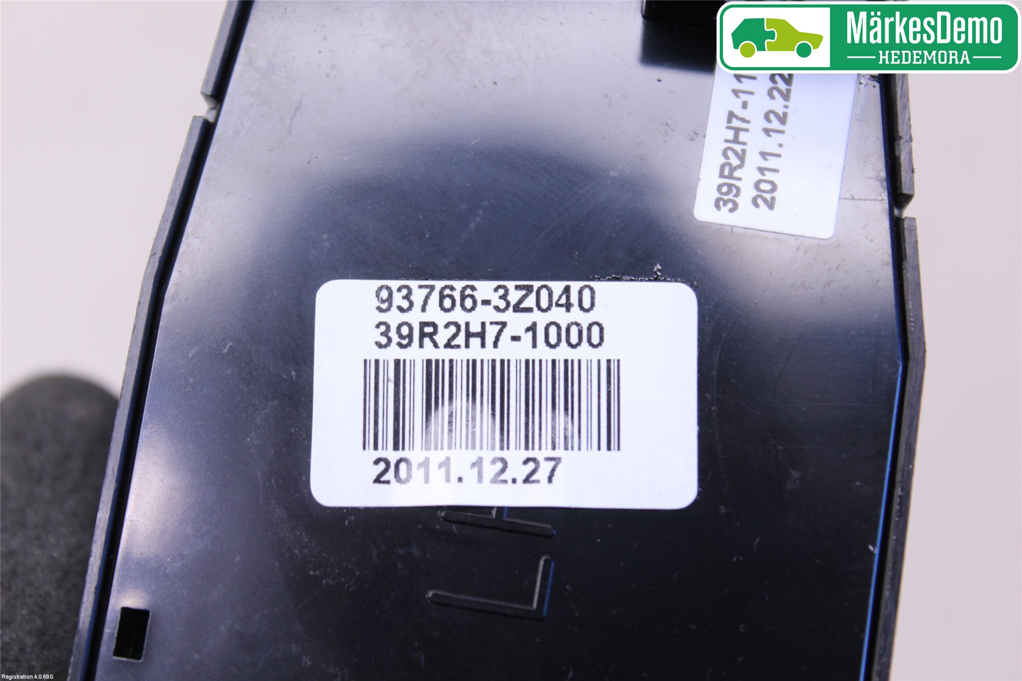 Hyundai i40 08-15 Strömställare Parkeringsbroms