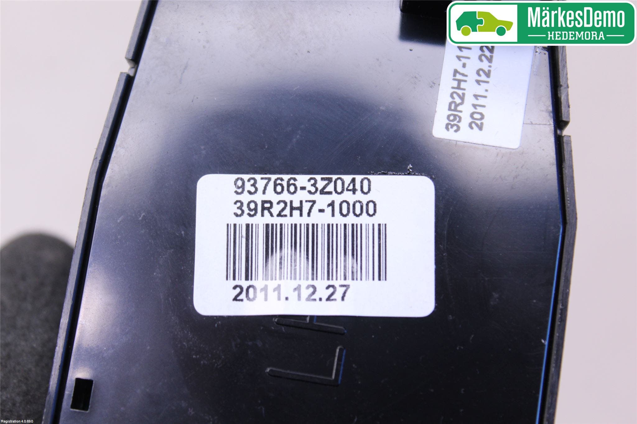 Hyundai i40 08-15 Strömställare Parkeringsbroms