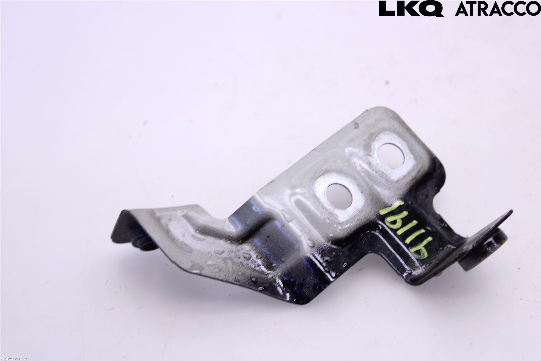 BMW 5 G30/G31/F90 17-23 Skärmfäste Fram Hö