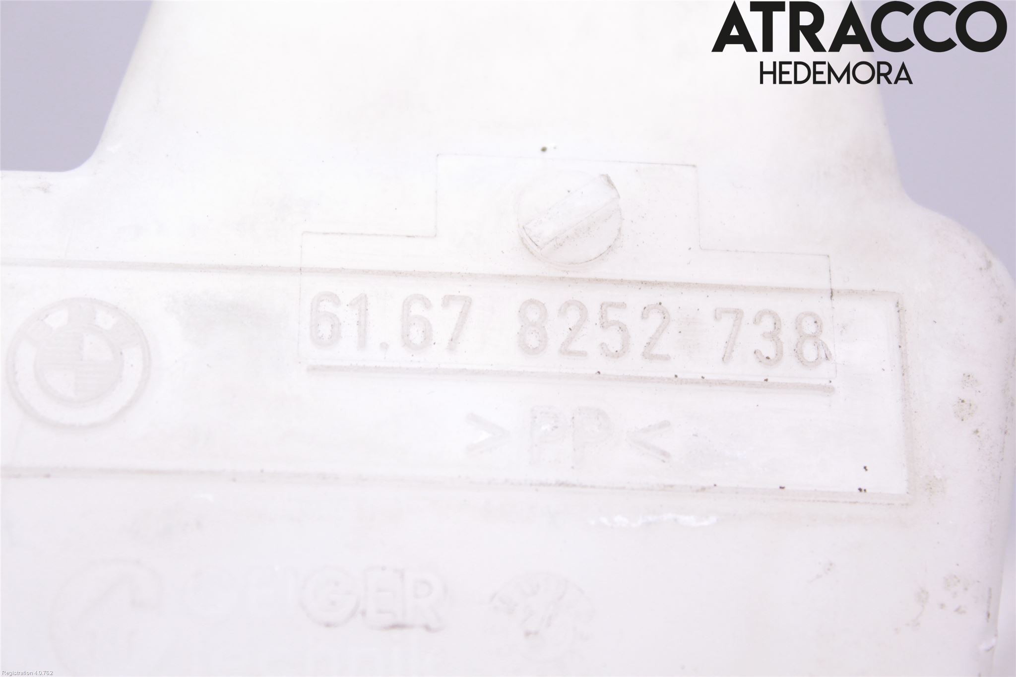 BMW X5 E53     99-06 Spolartank Vindruta