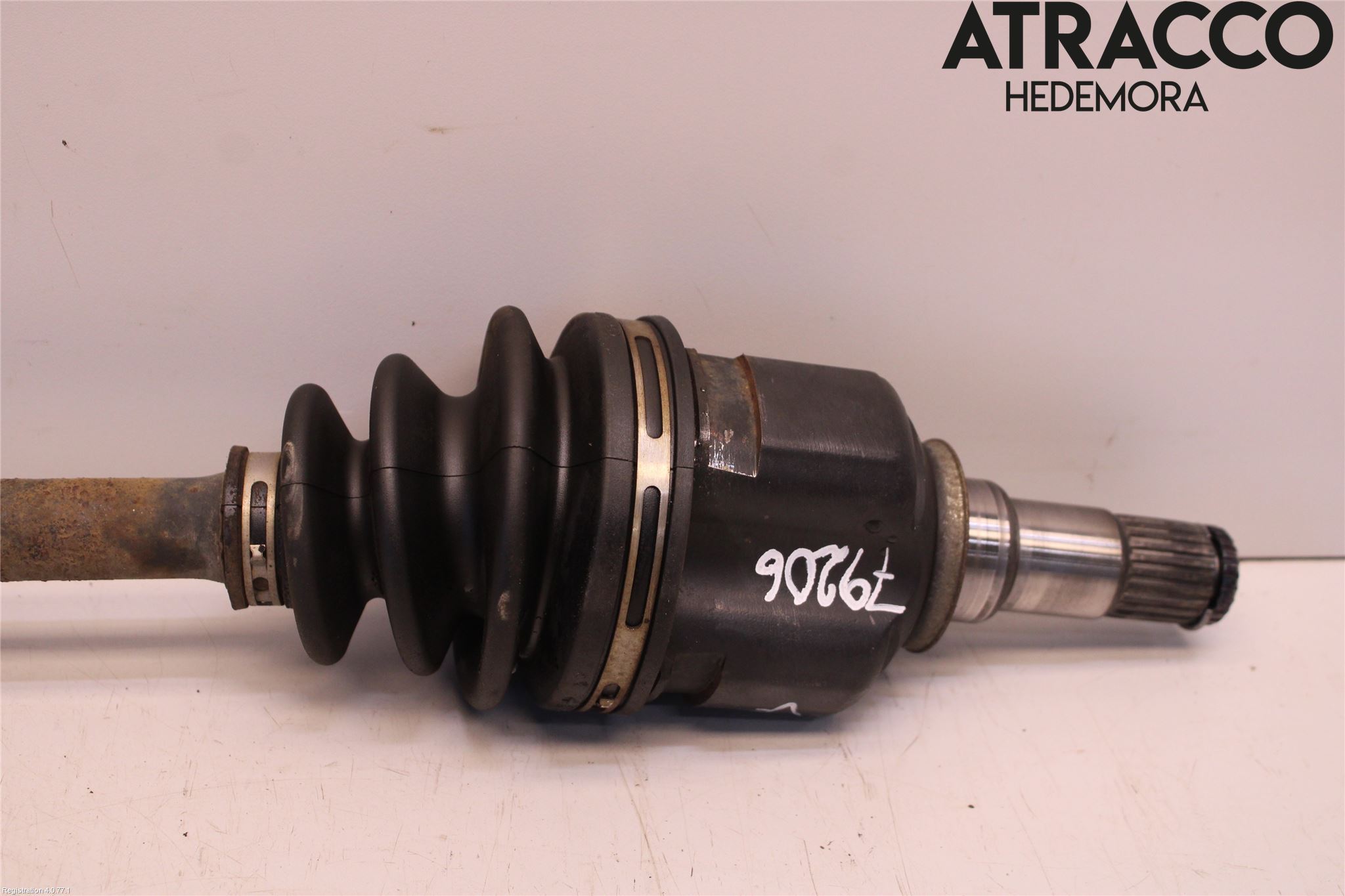 Toyota VERSO-S 11-16 Drivaxel Fram Vänster