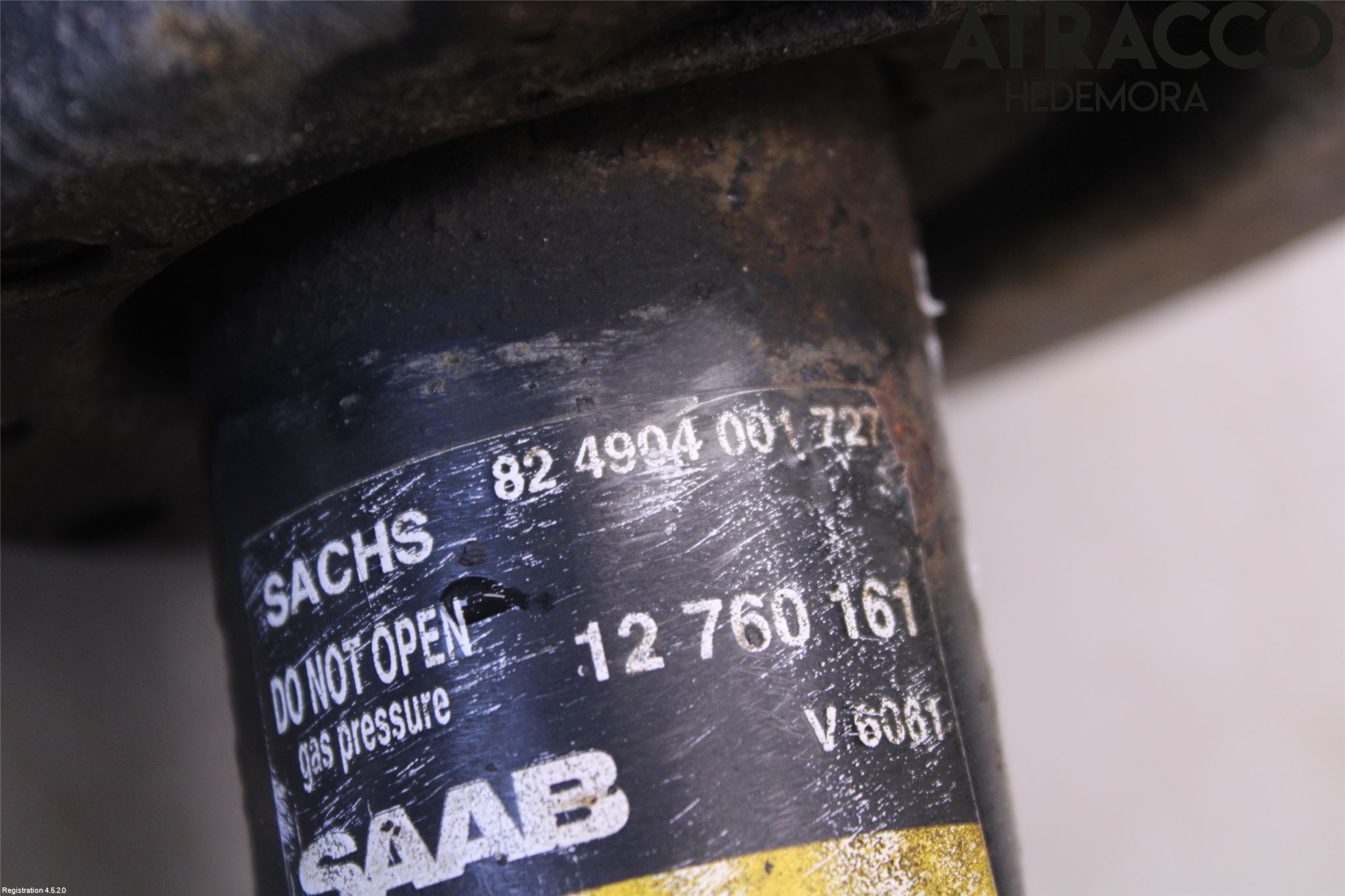 Saab 9-5     06-10 Fjäderben Fram Vänster