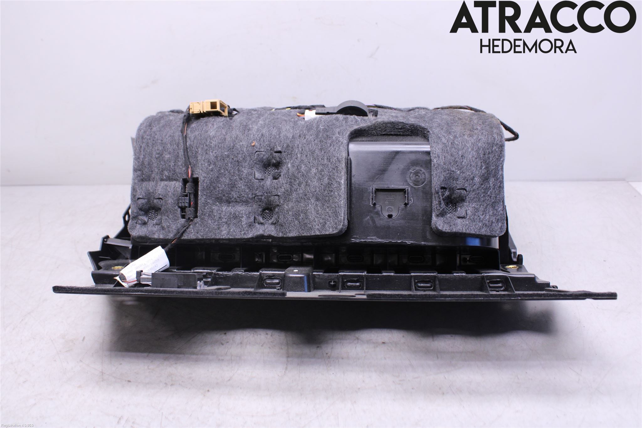 Audi A6/S6 4G 11-18 Handskfack