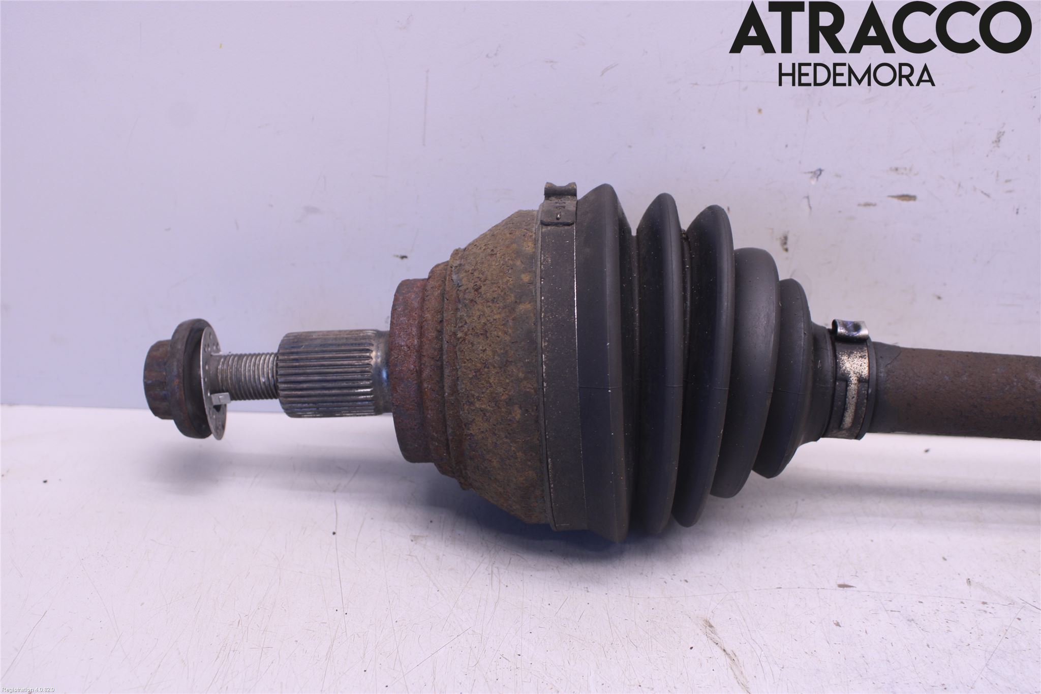 Volkswagen VW PASSAT 15-19 Drivaxel Fram Vänster