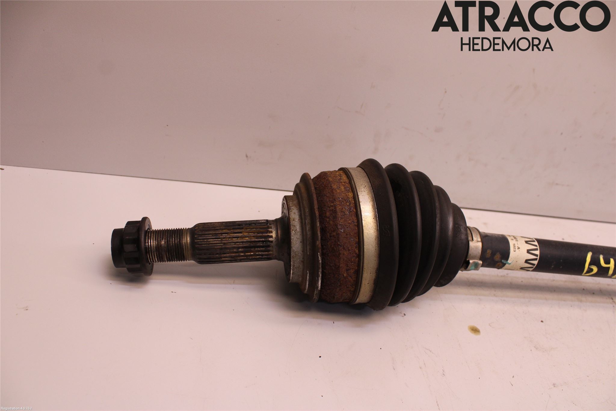 Toyota YARIS XP130 12-14 Drivaxel Fram Höger