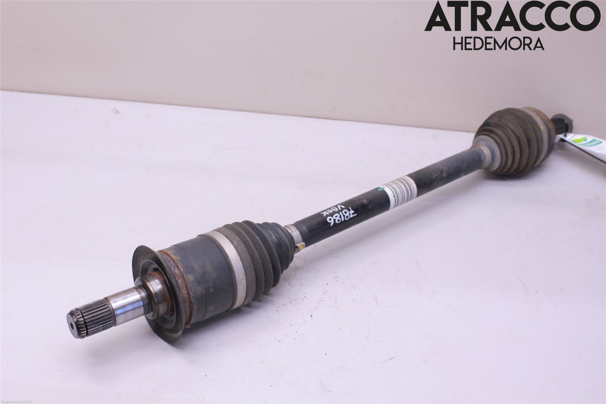 BMW 4 F32/F33/F82/F83 13-20 Drivaxel Bak Vänster