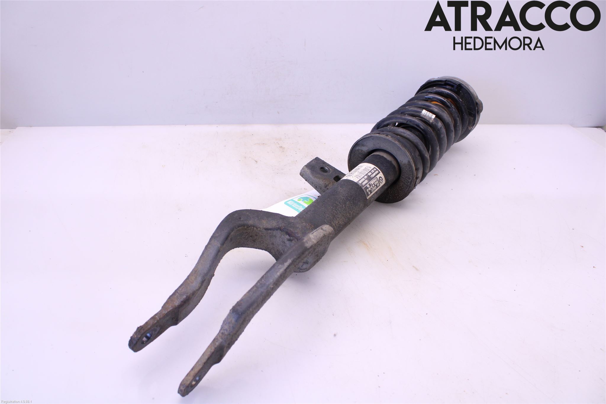 BMW 5 F10/F11/F18 09-17 Fjäderben Fram Höger