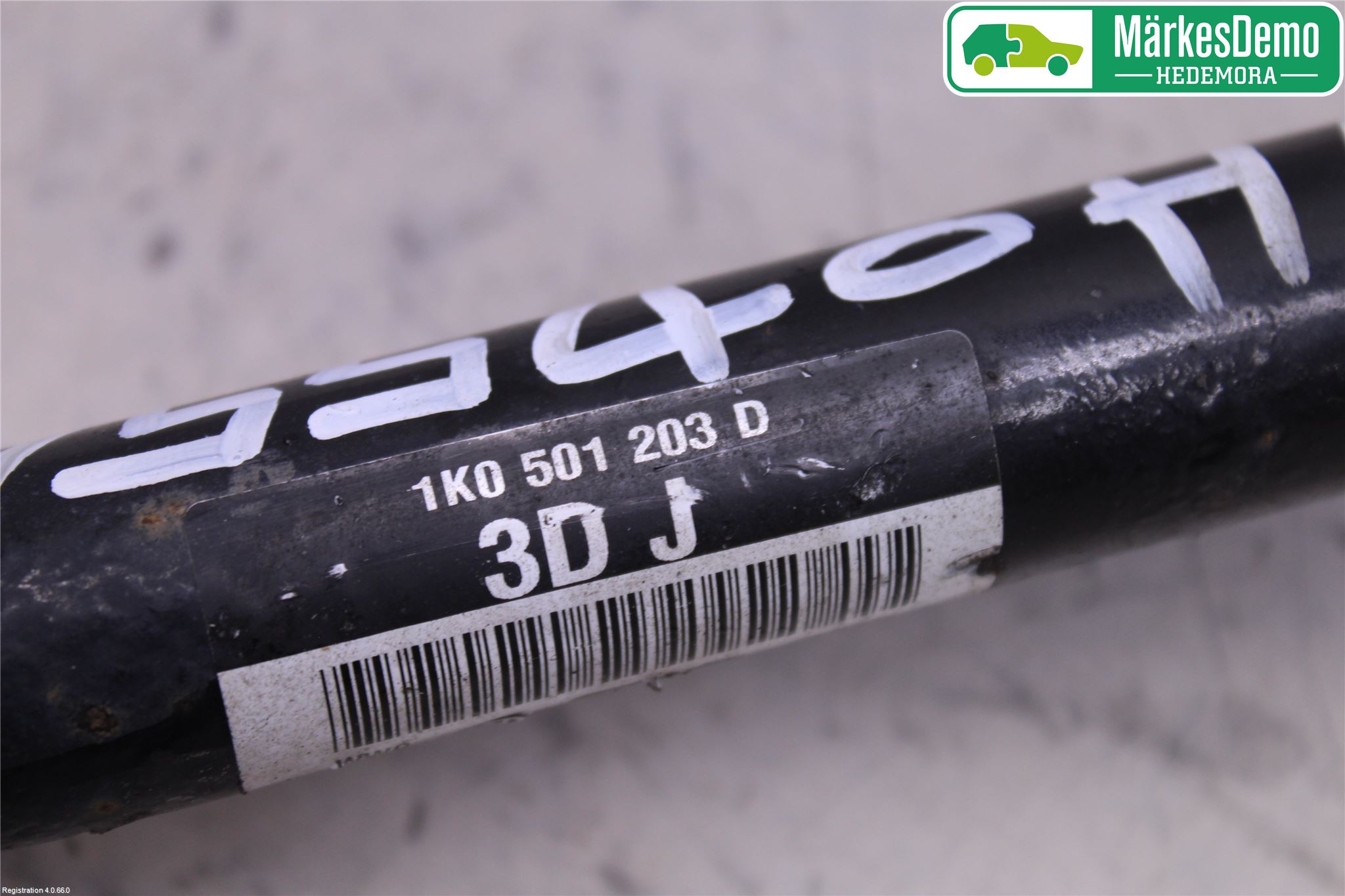 Volkswagen VW TIGUAN 07-16 Drivaxel Bak Vänster