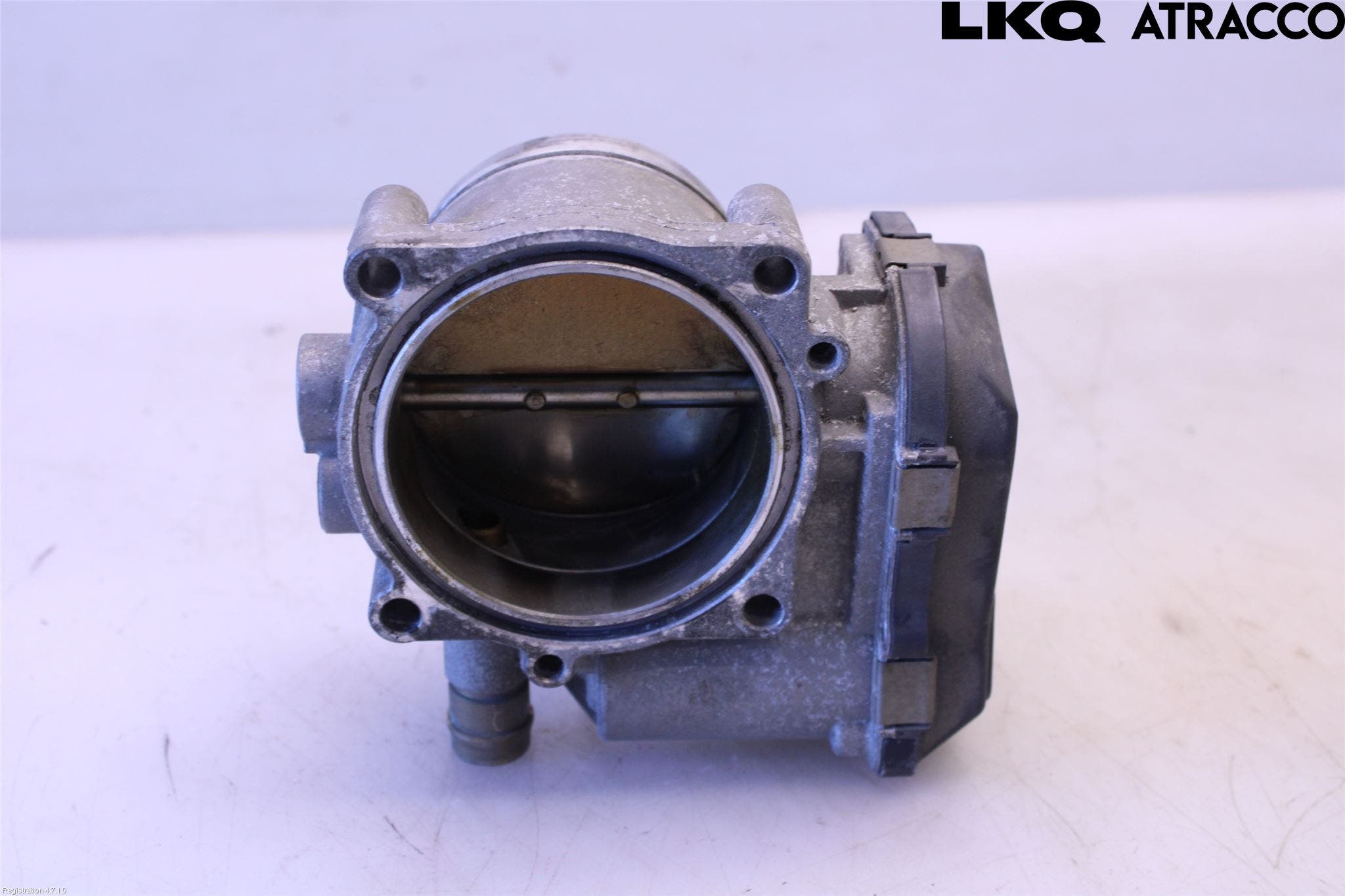 BMW 2 F22/F23/F87 Coupé/Cab 13-21 Injspjällhus