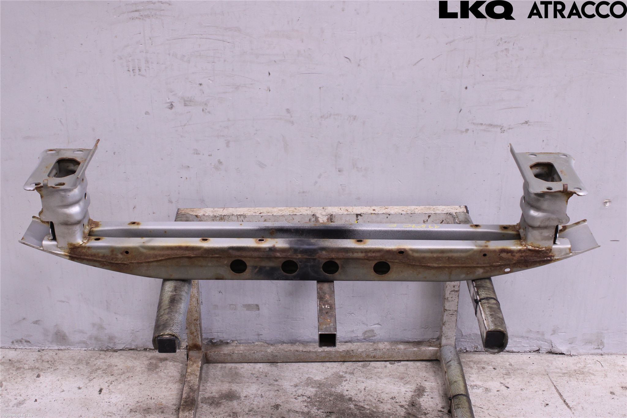 Toyota AVENSIS 07-08 Stötfångarbalk Fram