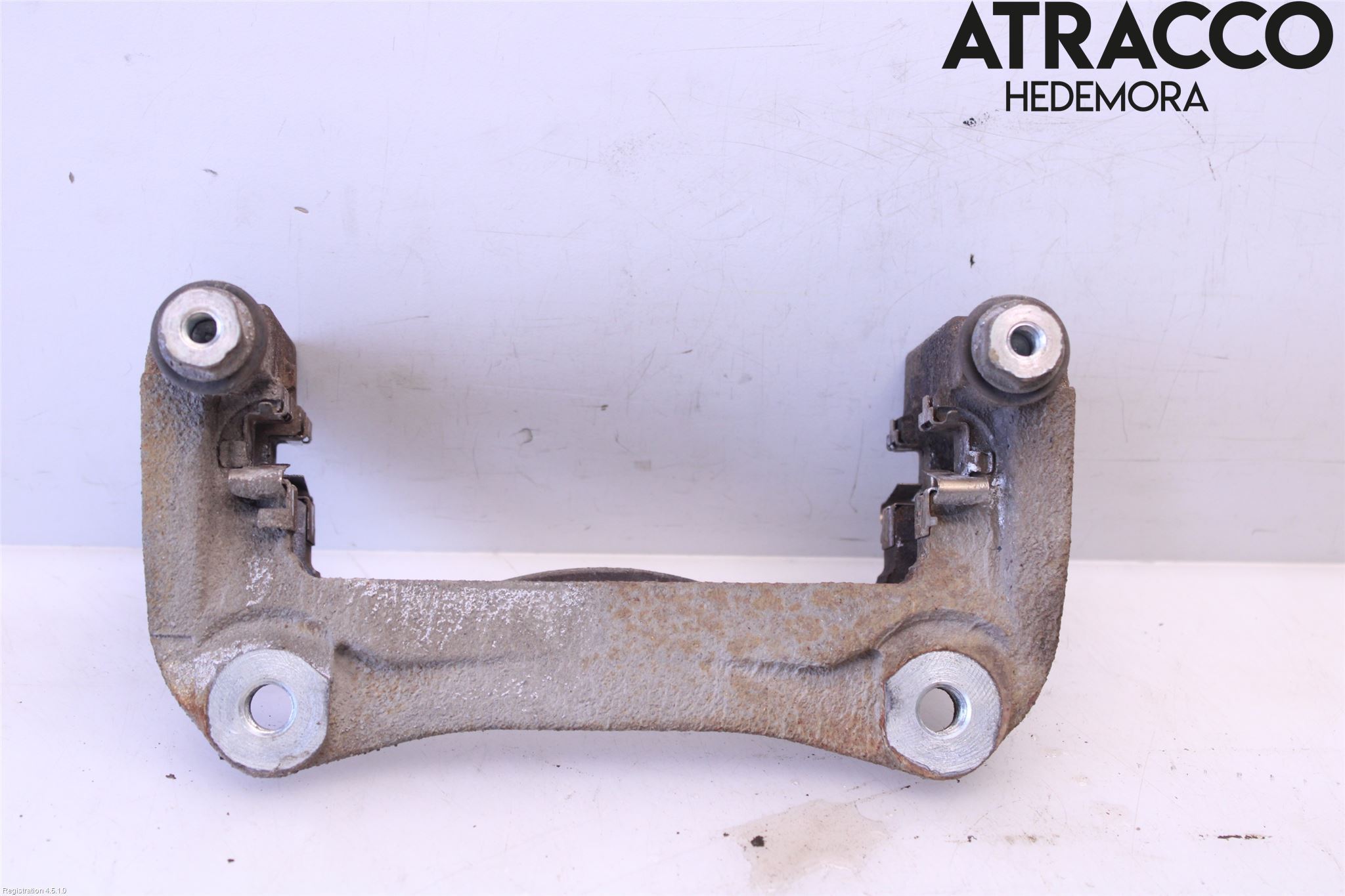 Toyota CAMRY 19-24 Bromsokshållare