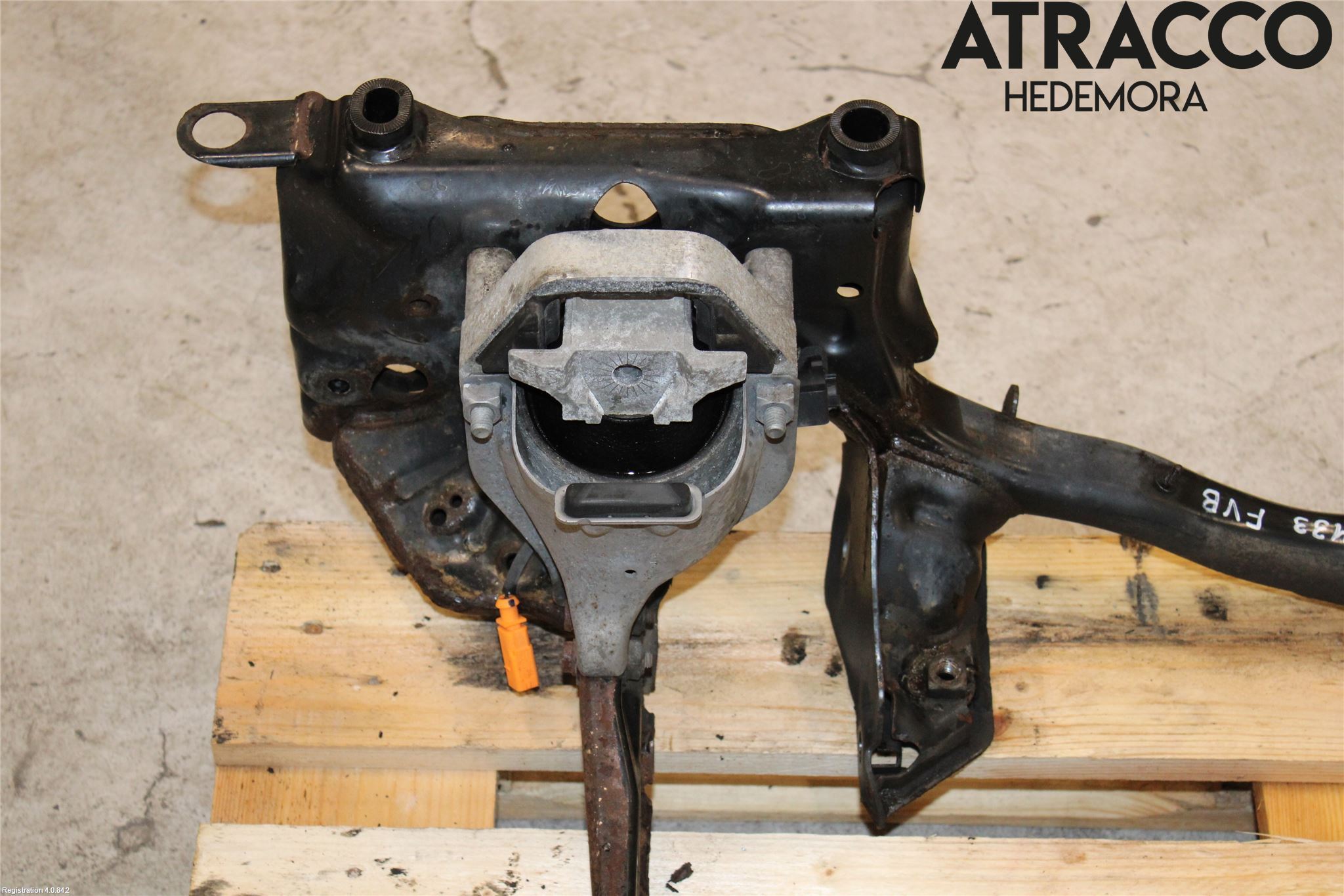 Audi A7/S7 4G 11-17 Framvagnsbalk