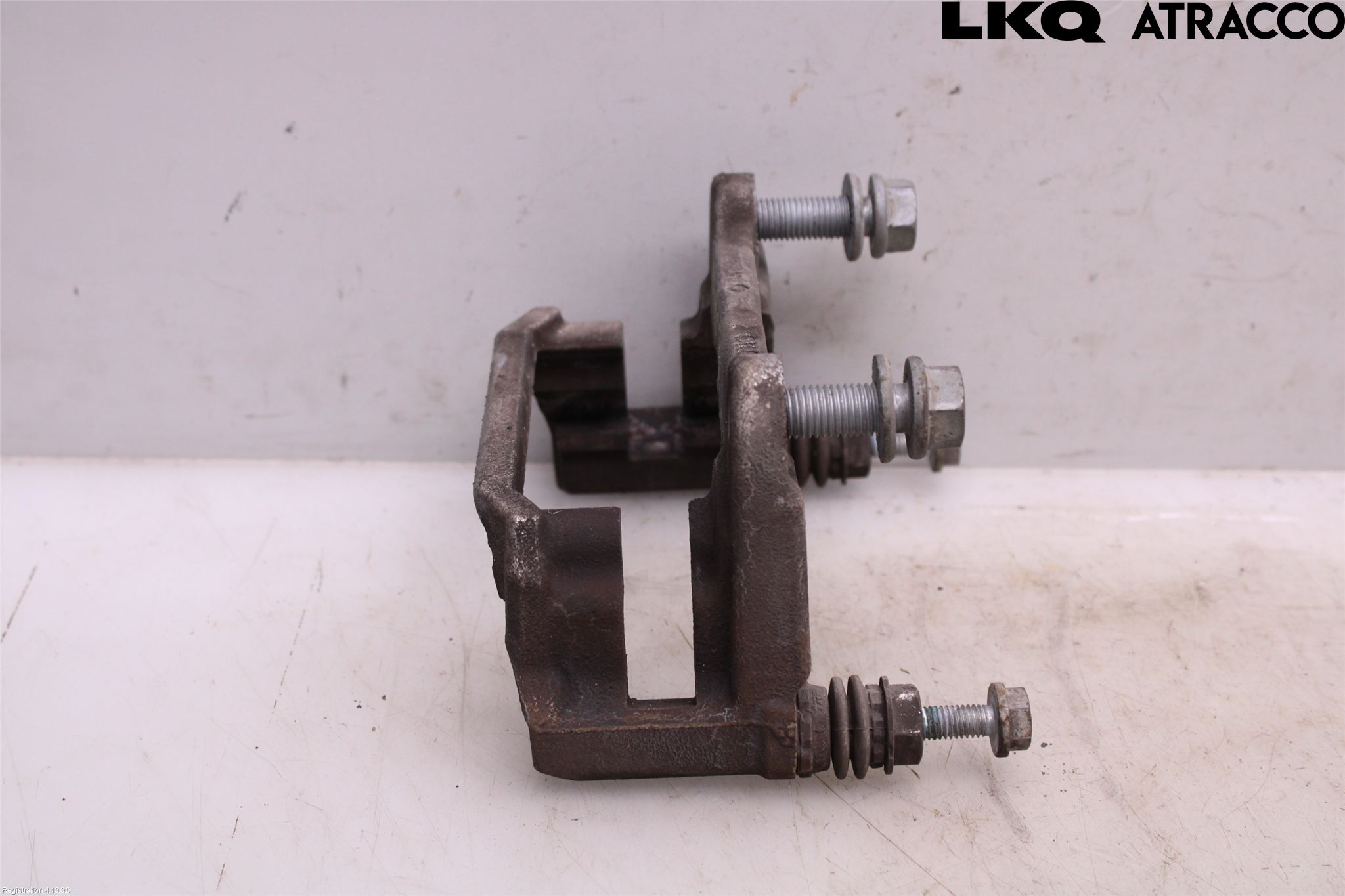 Audi A4/S4 B9 20- Bromsokshållare