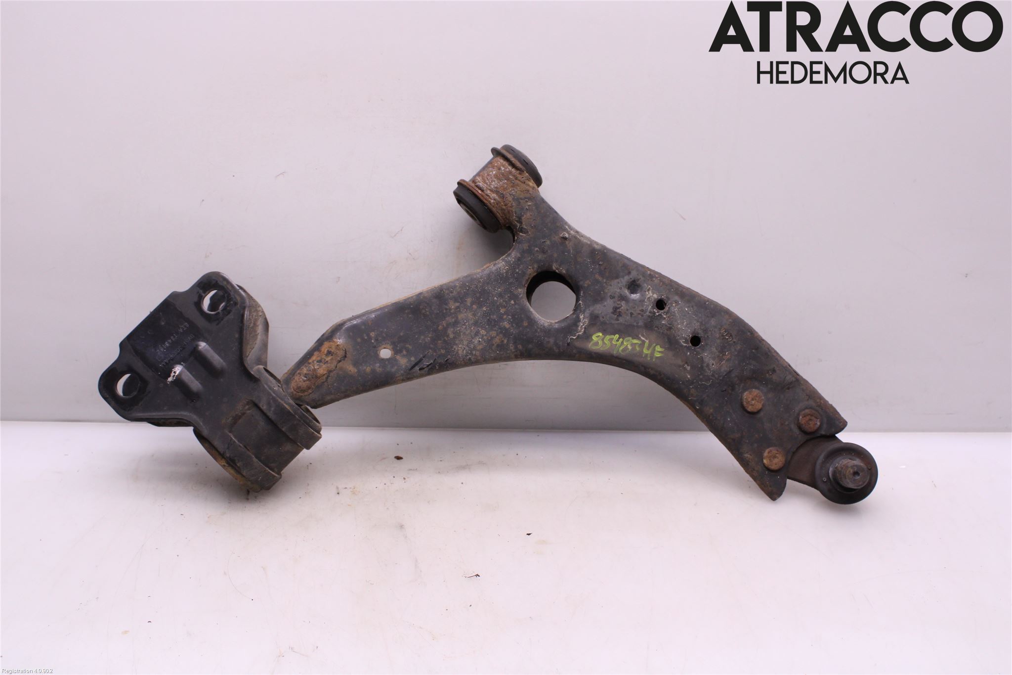 Ford FOCUS 11-14 Bärarm Fram Undre Hö