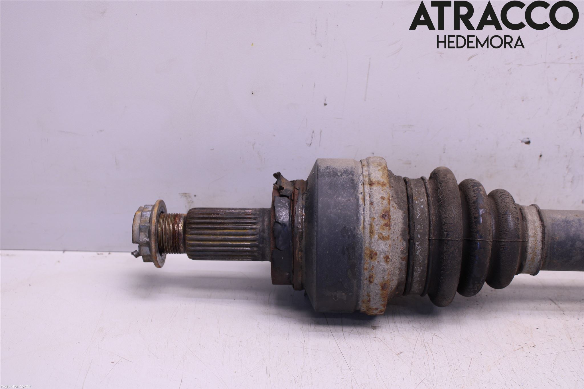 BMW 1 F20/F21 11-19 Drivaxel Bak Höger