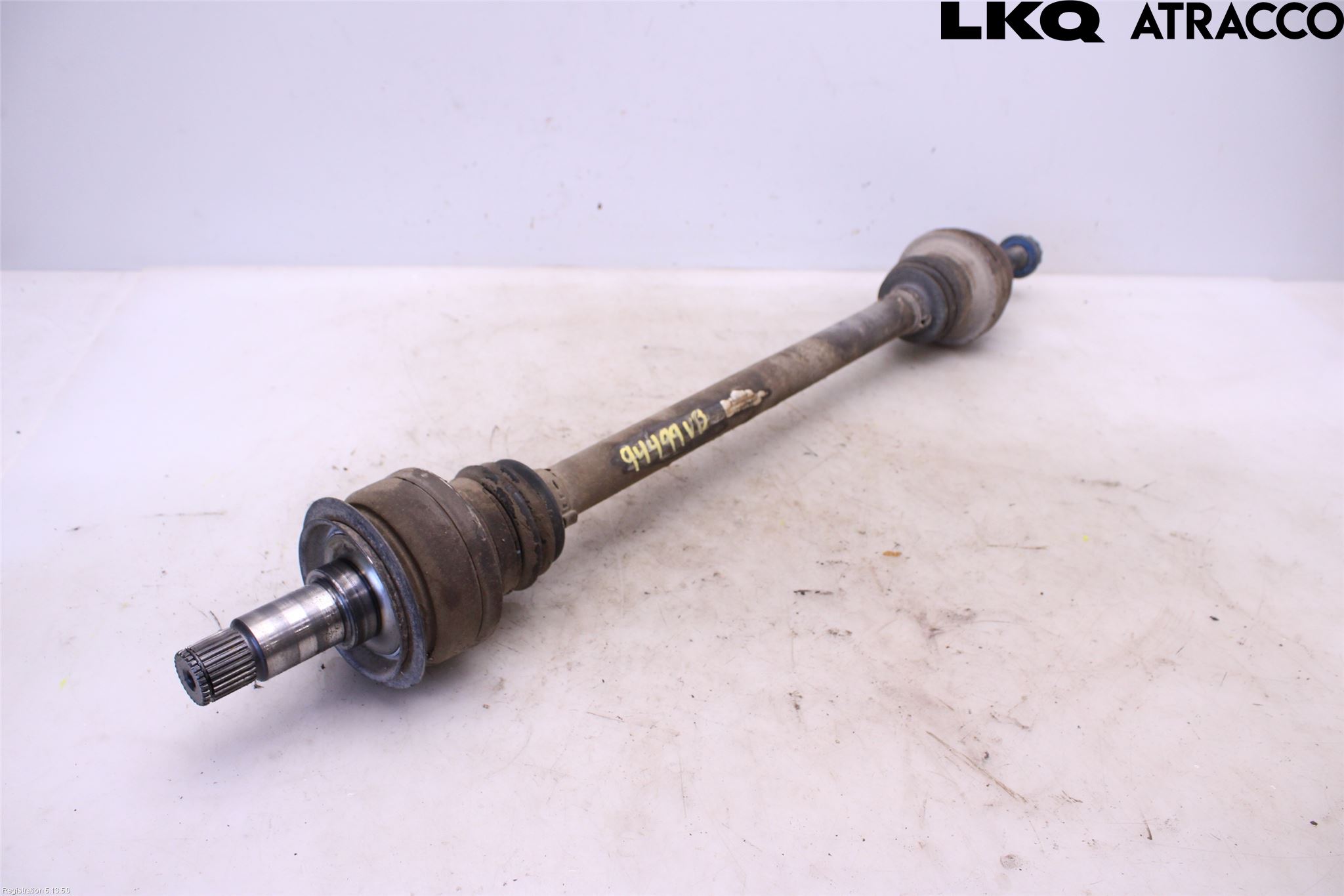Mercedes-Benz MB ML/GLE-KLASS (W166) 12-18 Drivaxel Bak Vänster