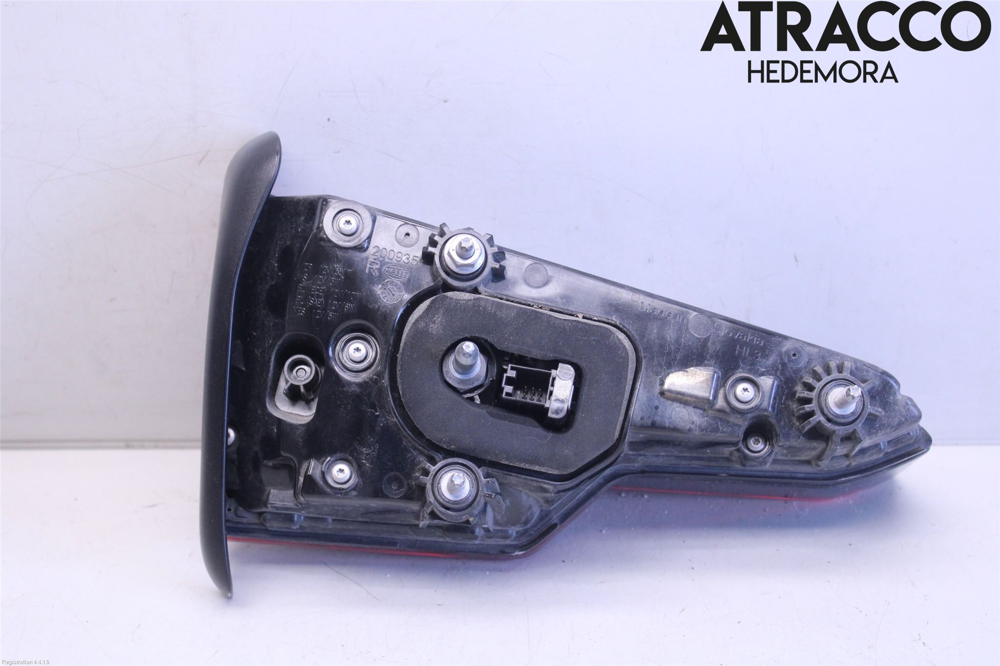 Audi A4/S4 B9 16-19 Bakljus Lucka Hö