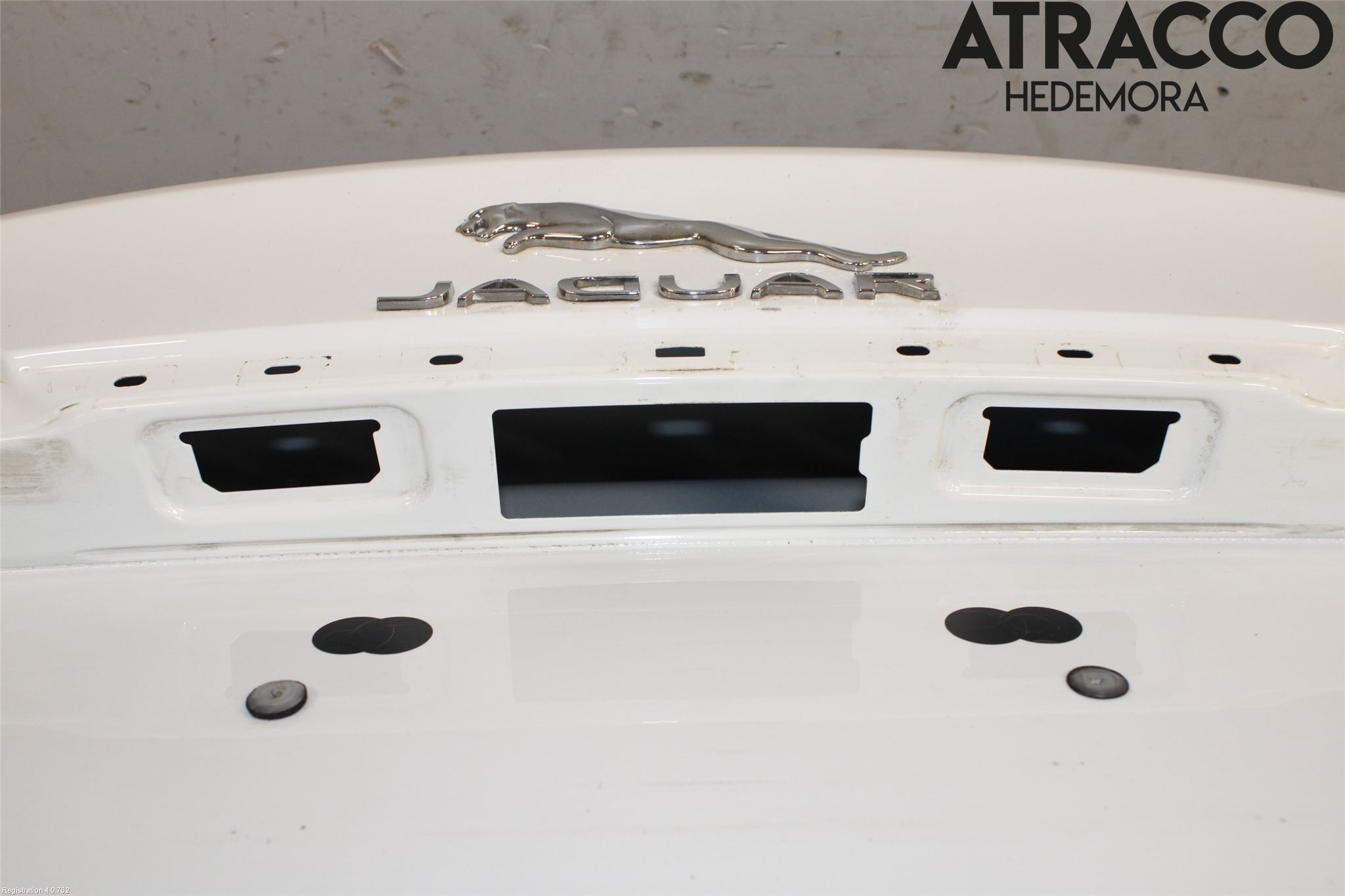 Jaguar XF (X260) 16-24 Baklucka (Ej Med Ruta)