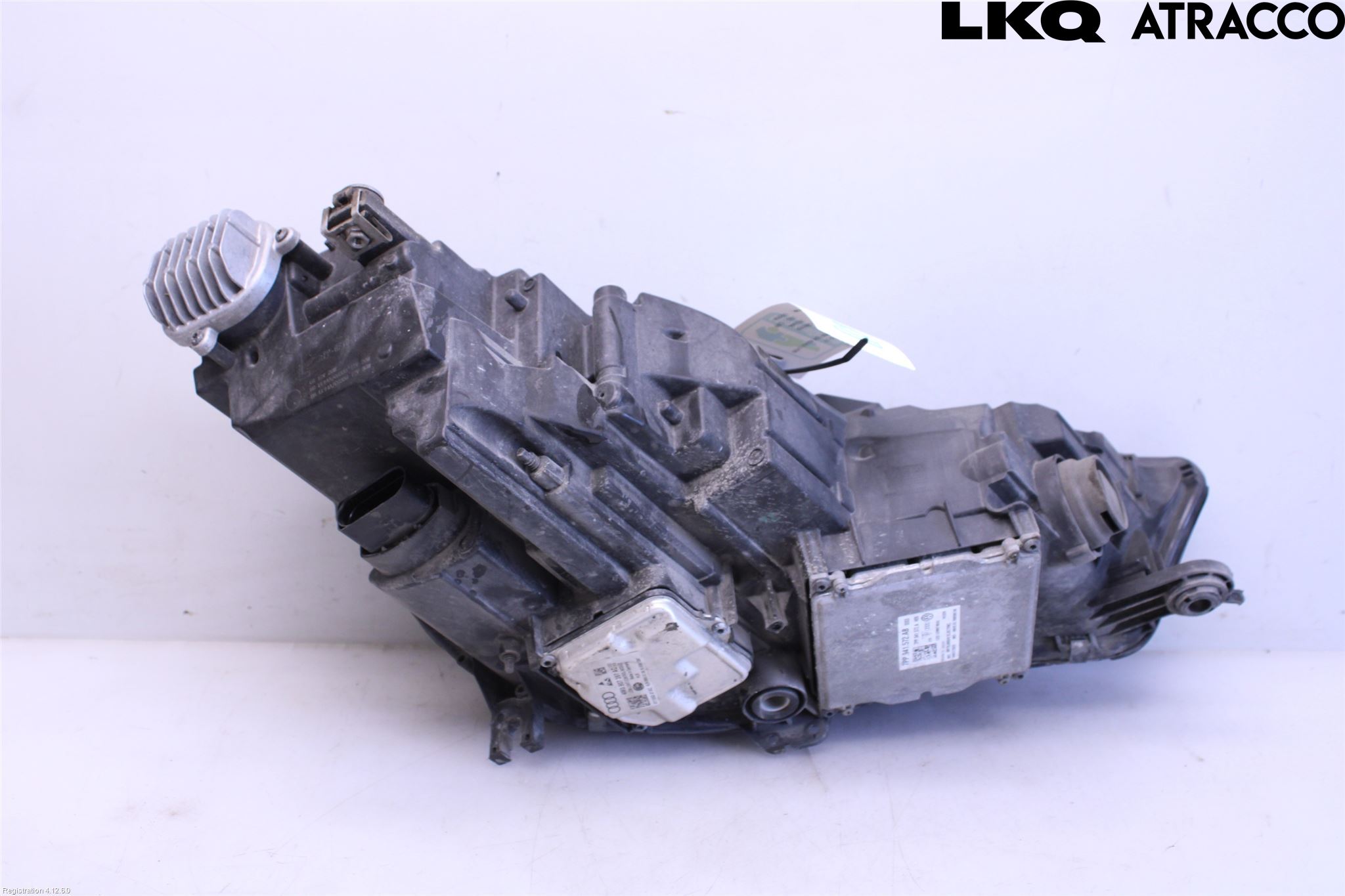 Audi A4/S4 B9 16-19 Strålkastare Höger
