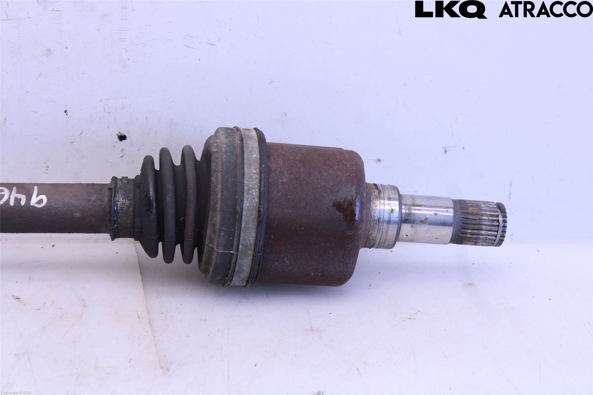Volvo V70 08-13 Drivaxel Fram Vänster