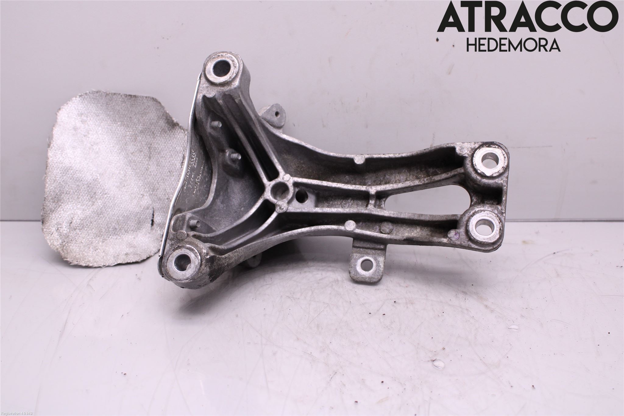 Audi A7/S7 4G 11-17 Motorfäste