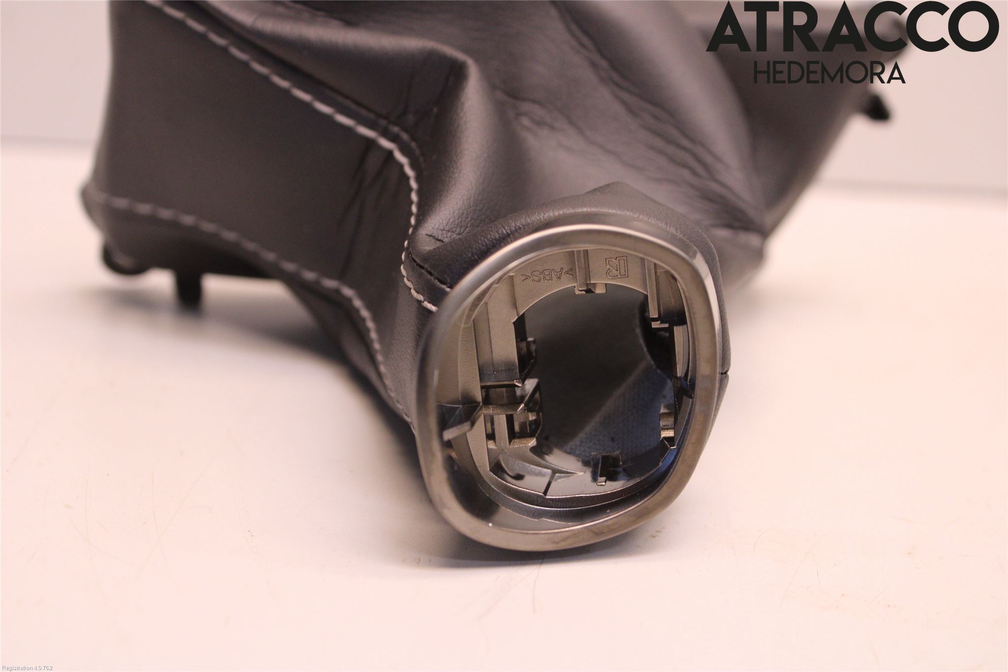 Lexus UX/300e 19- Växelspaksdamask