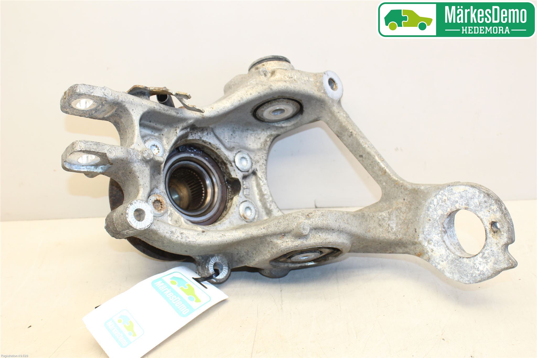 Audi Q5 09-16 Hjullagerhus-Spindel Hö B