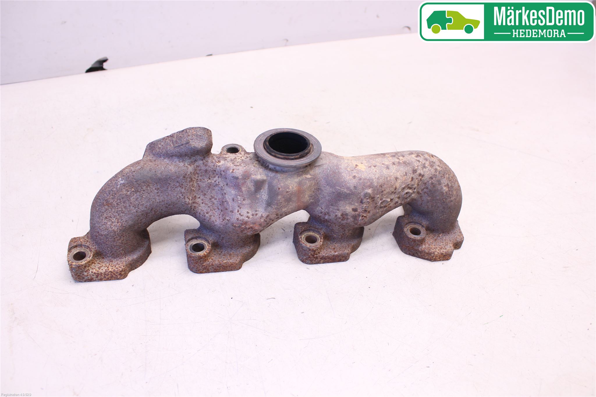 Ford TRANSIT CONNECT 03-08 Grenrör Avgas