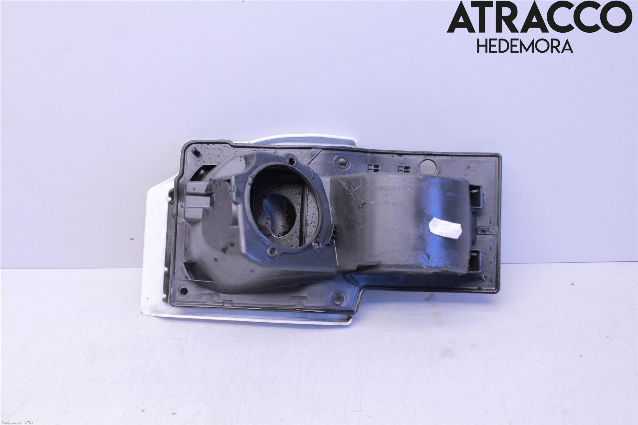 Opel VIVARO 15-19 Tanklucka