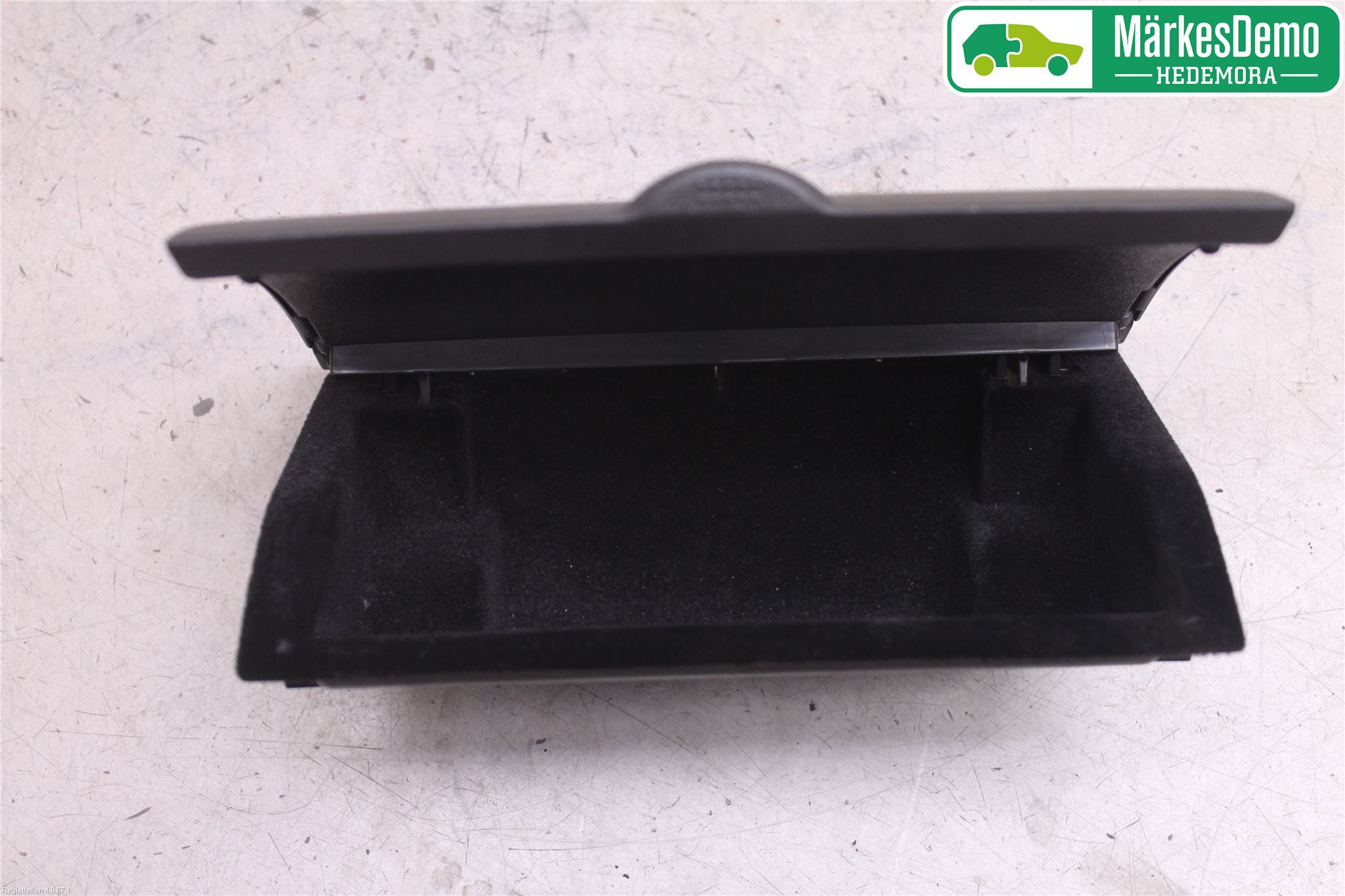 Nissan PATHFINDER R51 05-12 Instrumentbräda Förvaringsfack