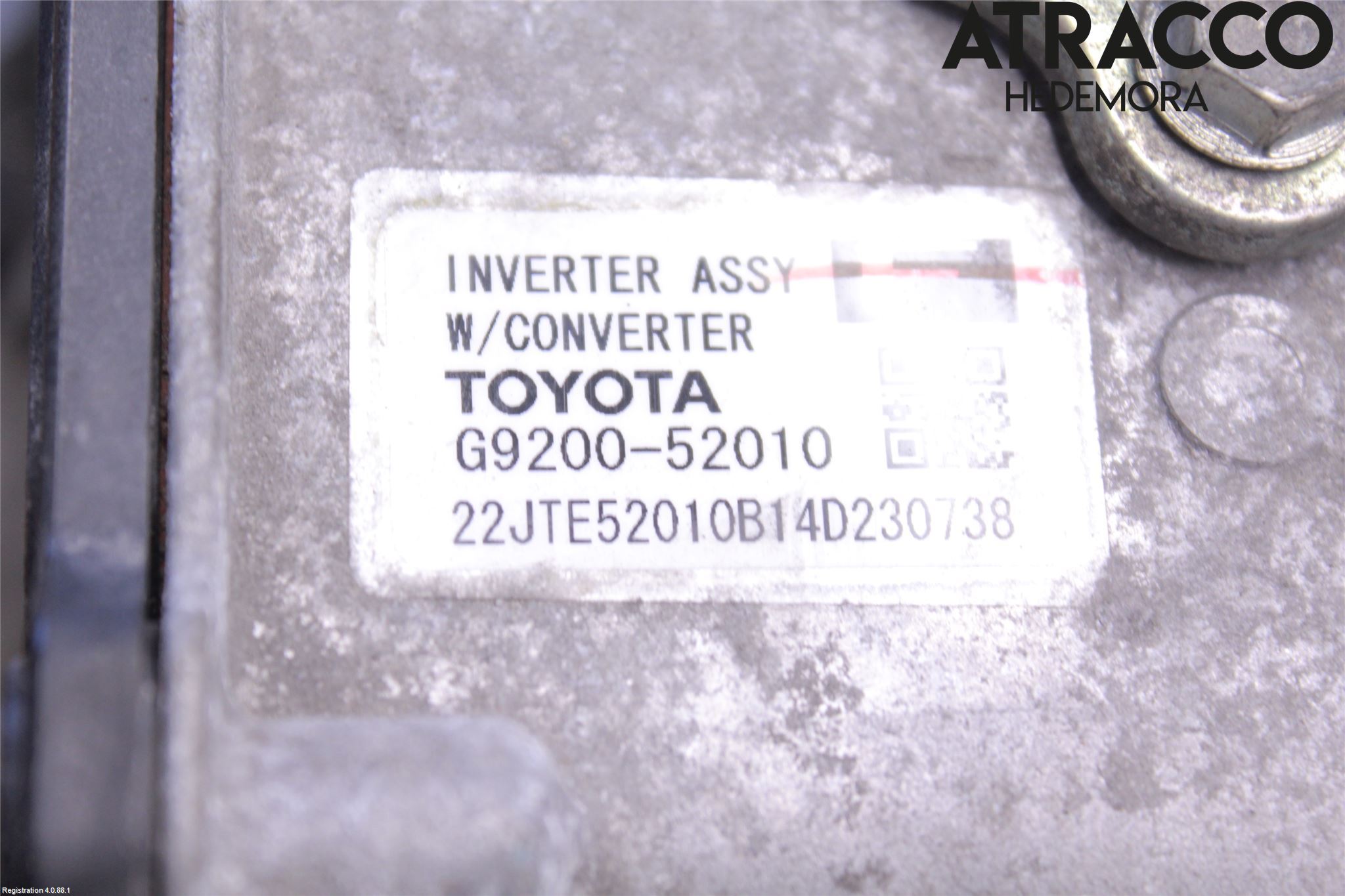Toyota YARIS XP130 12-14 Hybridconverter