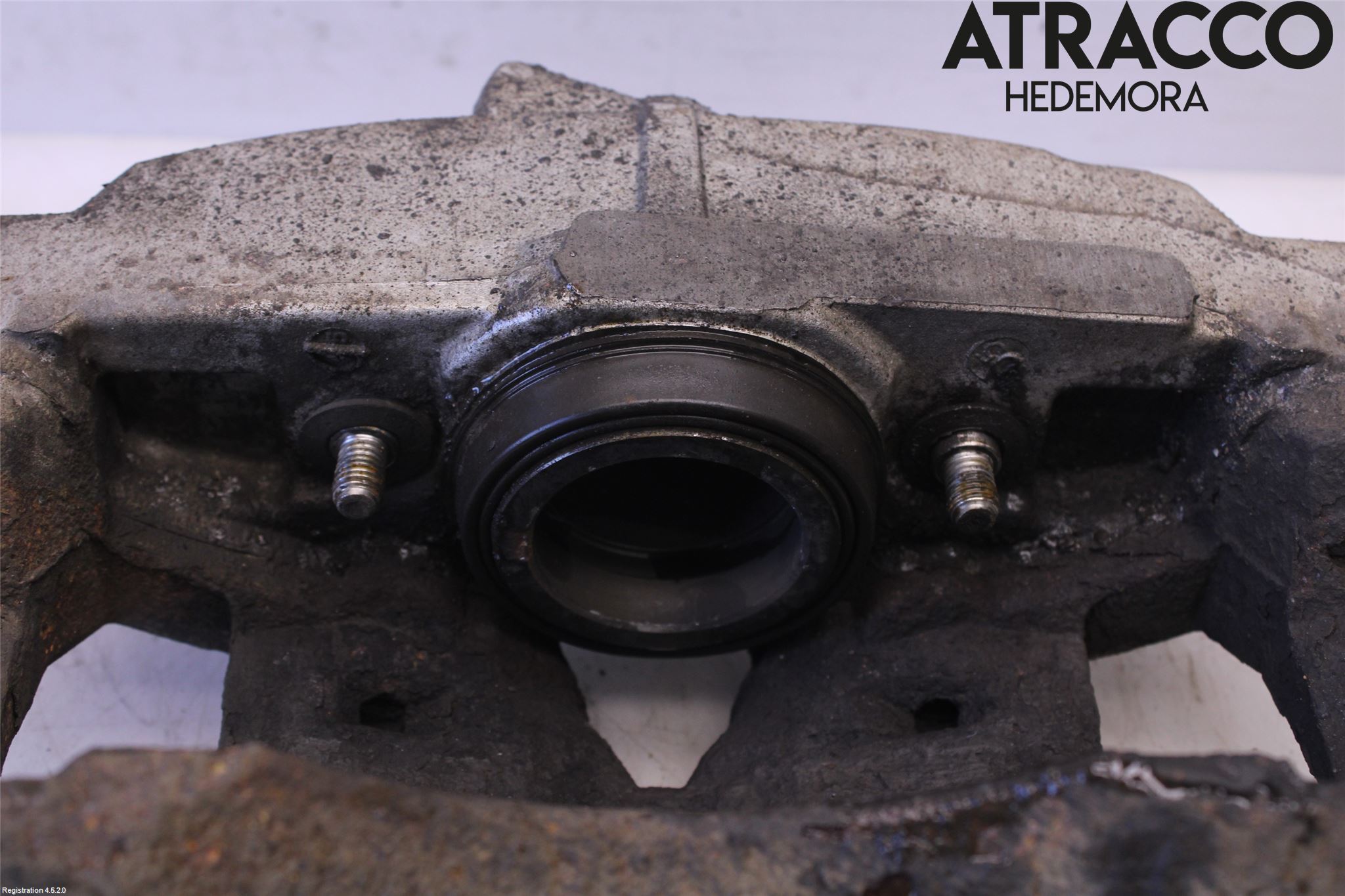 Volvo V70 14-16 Bromsok Fram Vänster