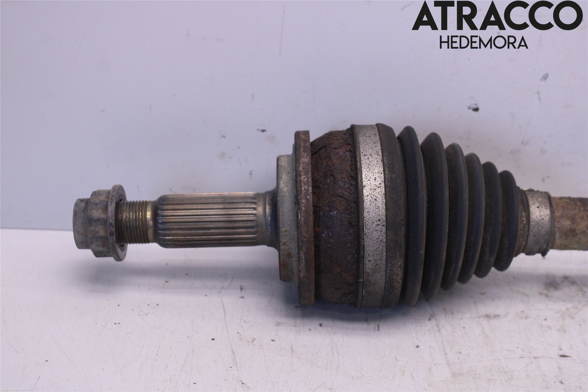 Toyota AURIS 10-12 Drivaxel Fram Vänster