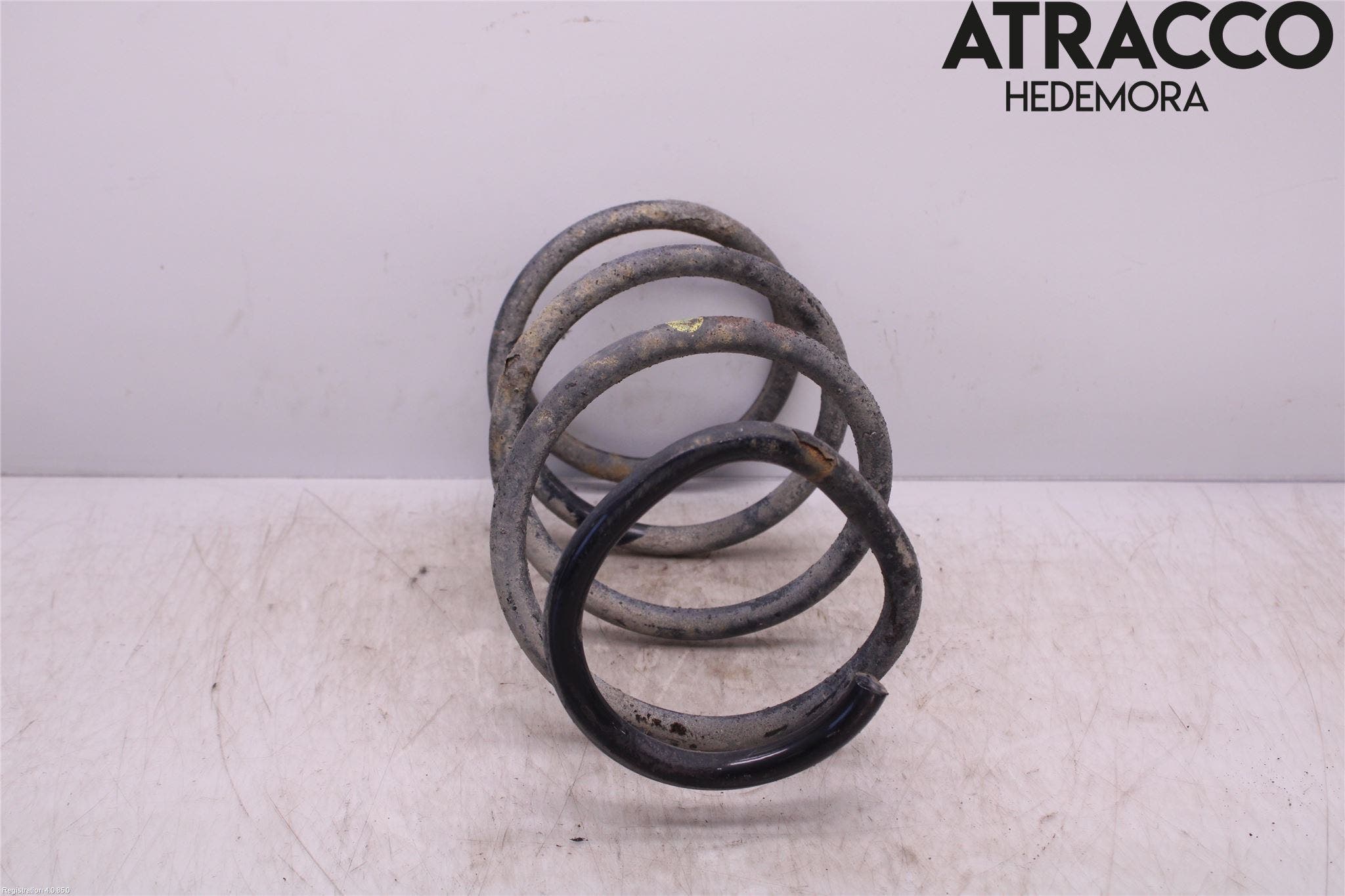 BMW 5 E60/61 Sed/Tou 02-10 Fjäder Fram