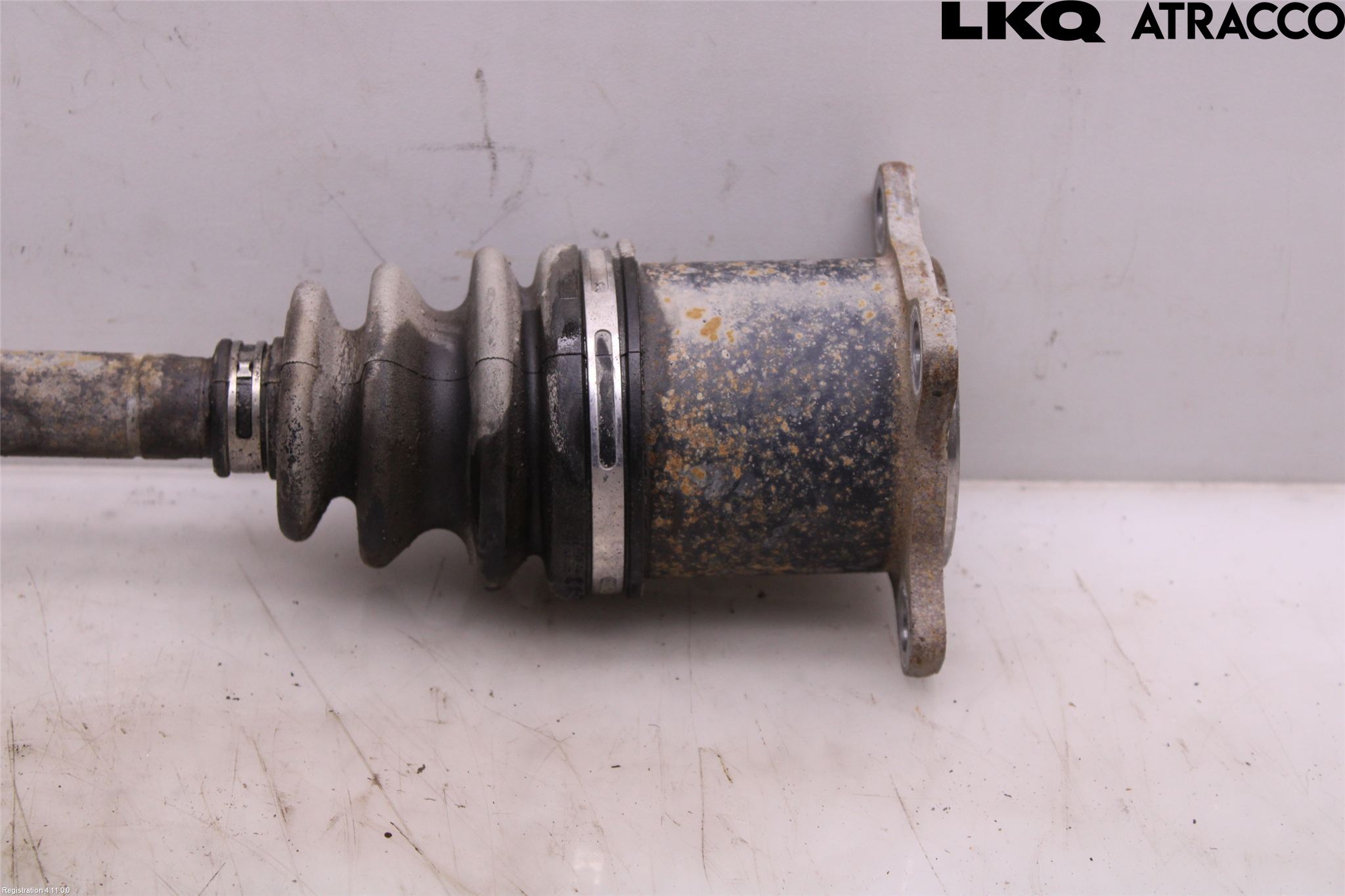 Toyota YARIS CROSS XP21 21- Drivaxel Bak Höger